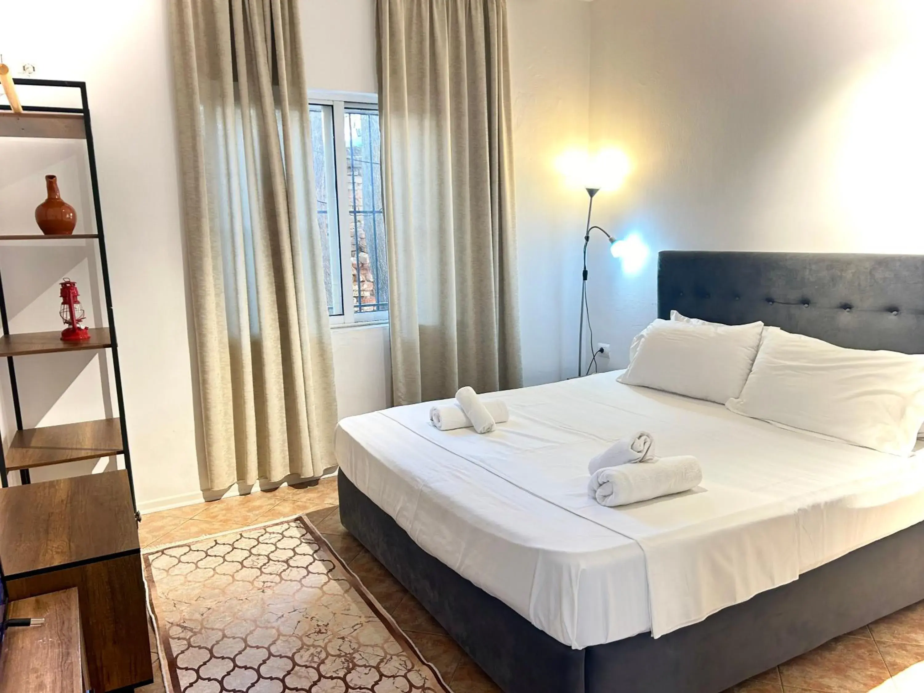 Superior Double Room in Budget Retreat Tirana & Studios Superior Double Room in Budget Retreat Tirana & Studios