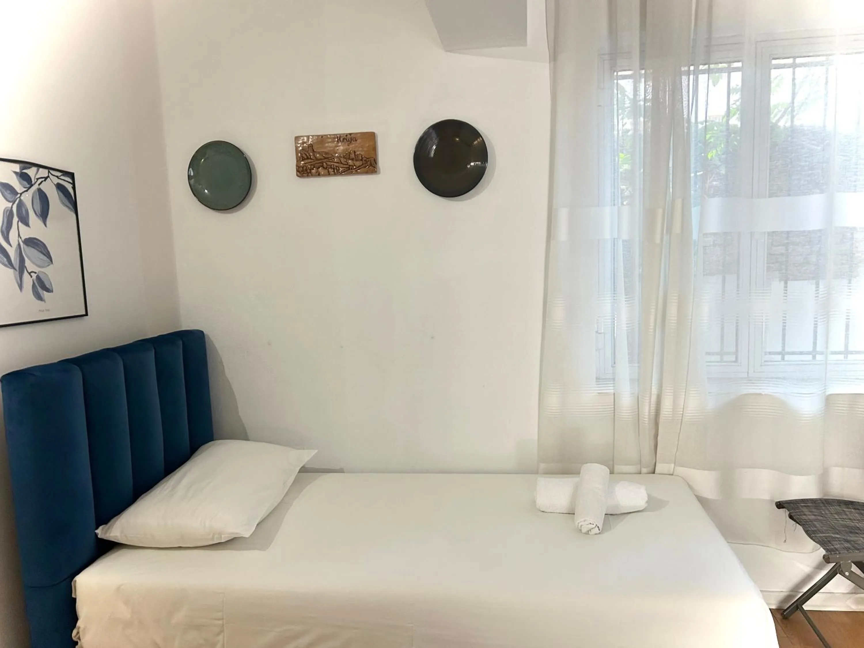 Bed in Budget Retreat Tirana & Studios
