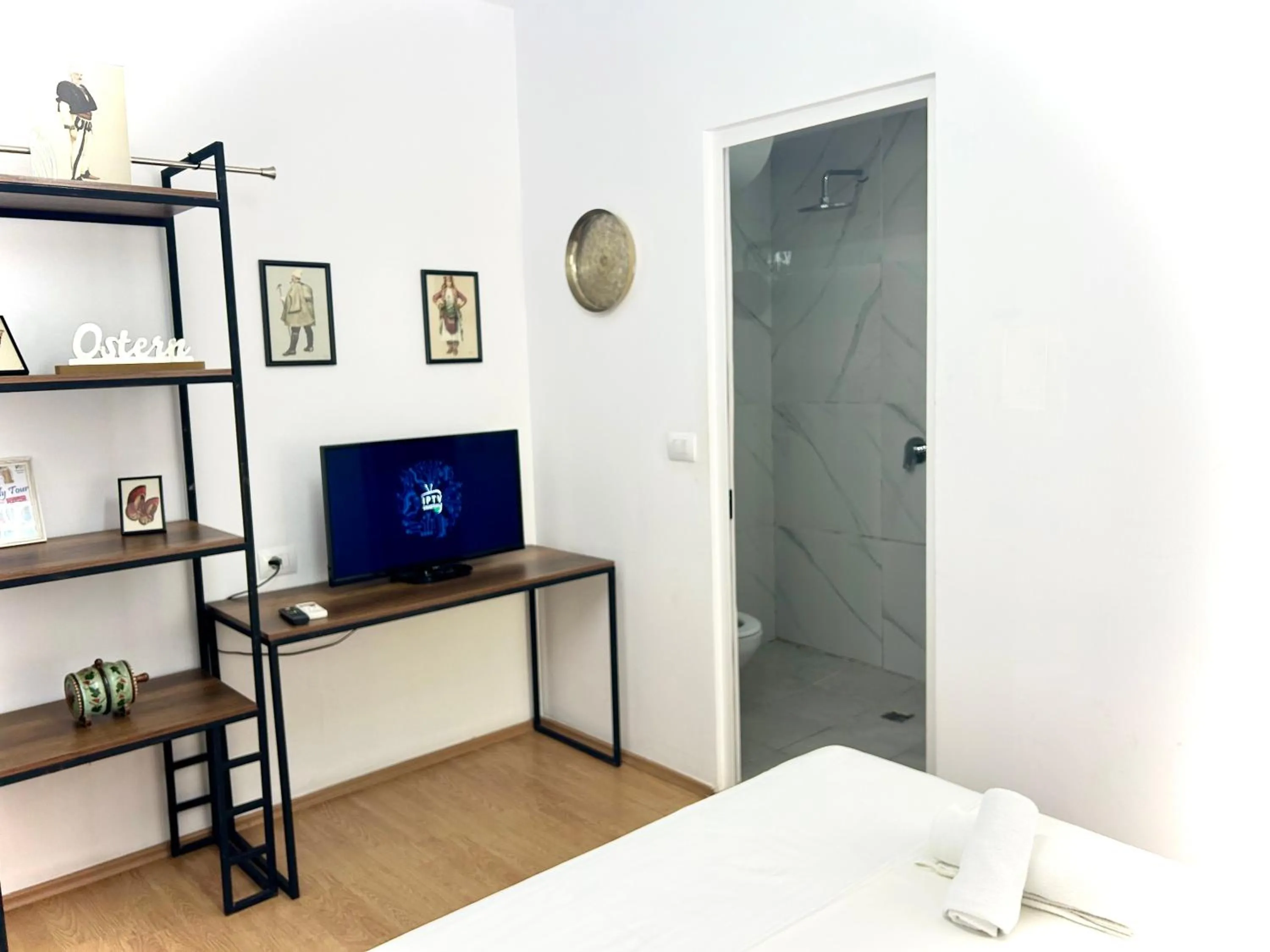 Bed in Budget Retreat Tirana & Studios