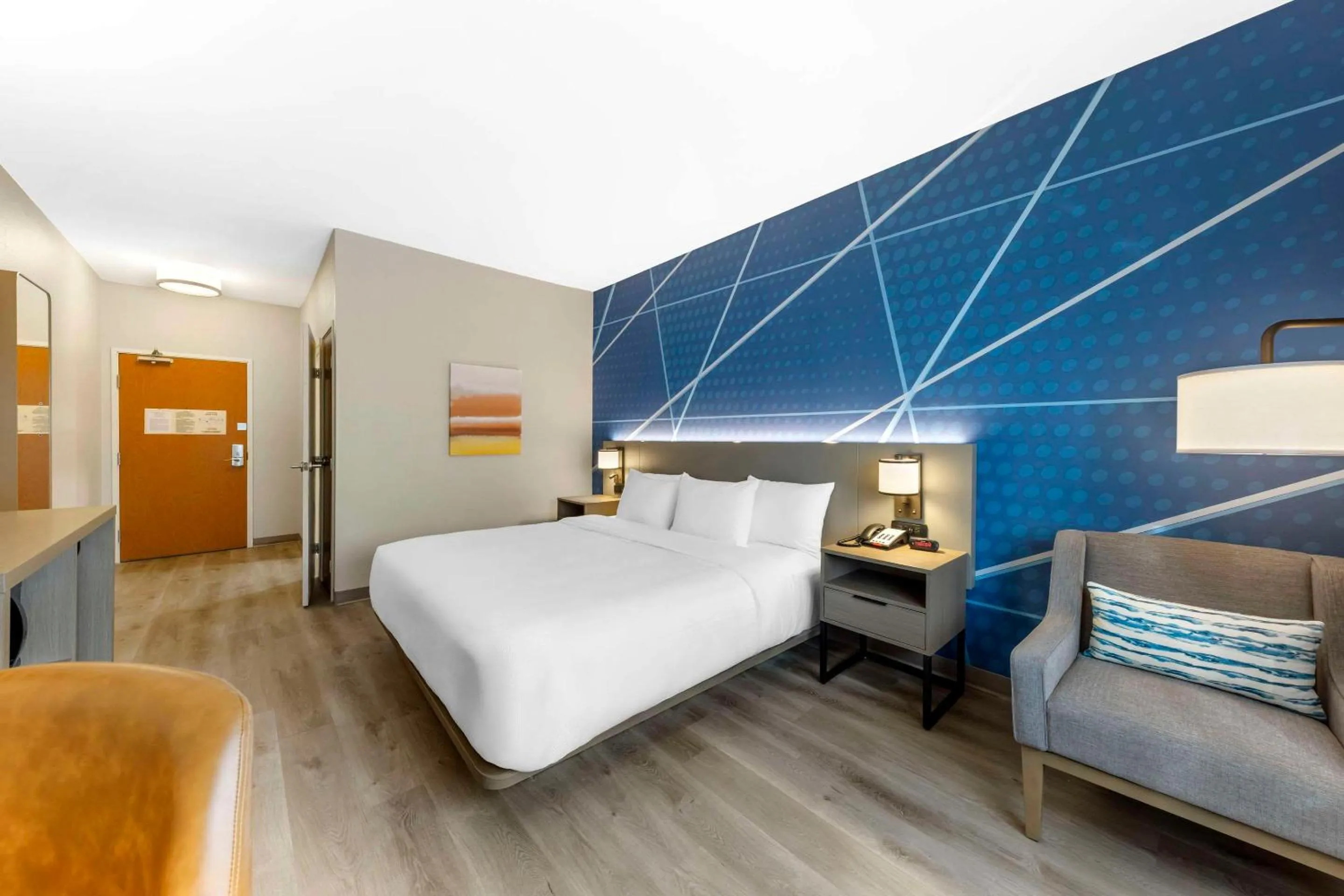 Bedroom, Bed in Comfort Inn & Suites Oklahoma City North - Quail Springs