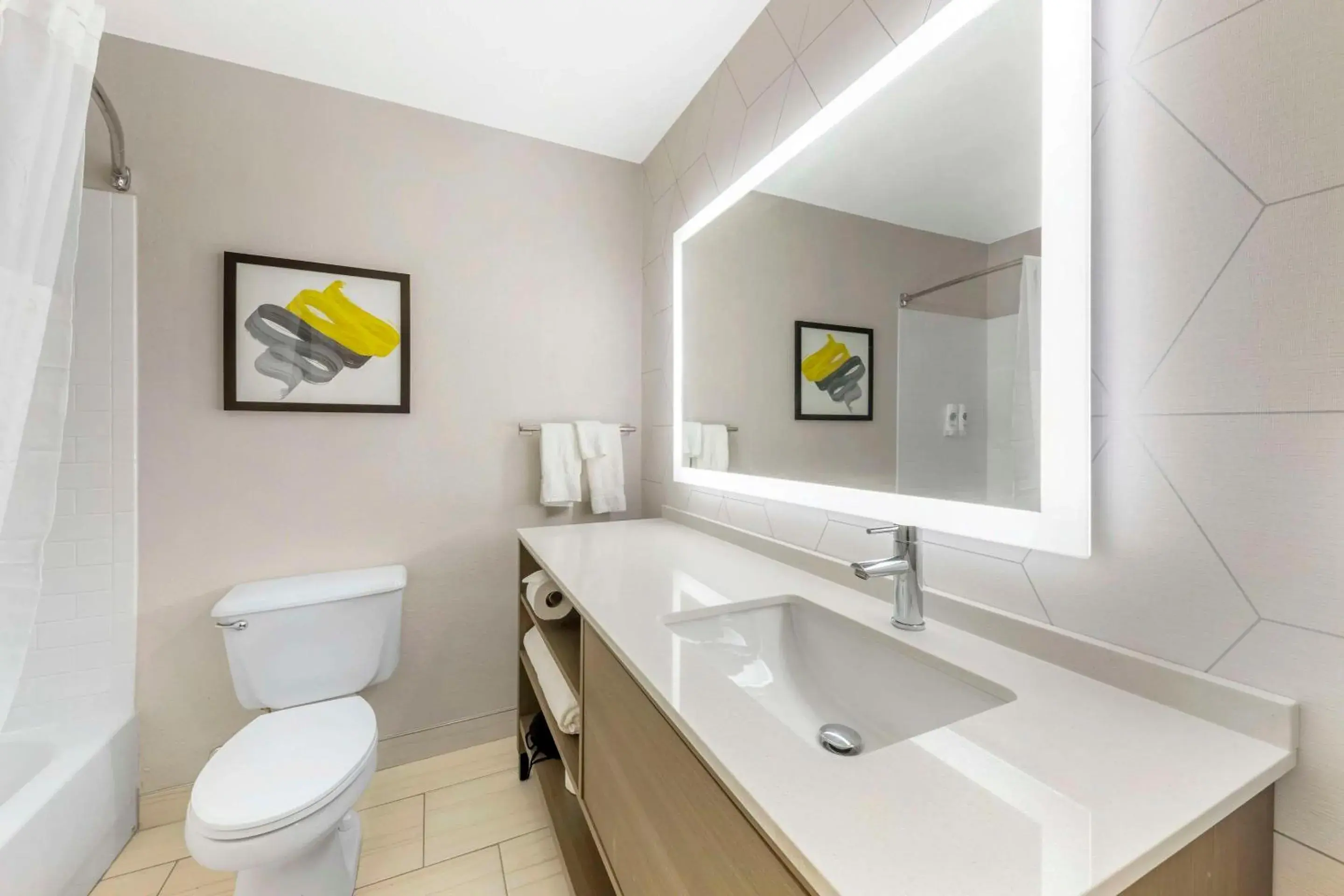 Bathroom in Comfort Inn & Suites Oklahoma City North - Quail Springs Bathroom in Comfort Inn & Suites Oklahoma City North - Quail Springs