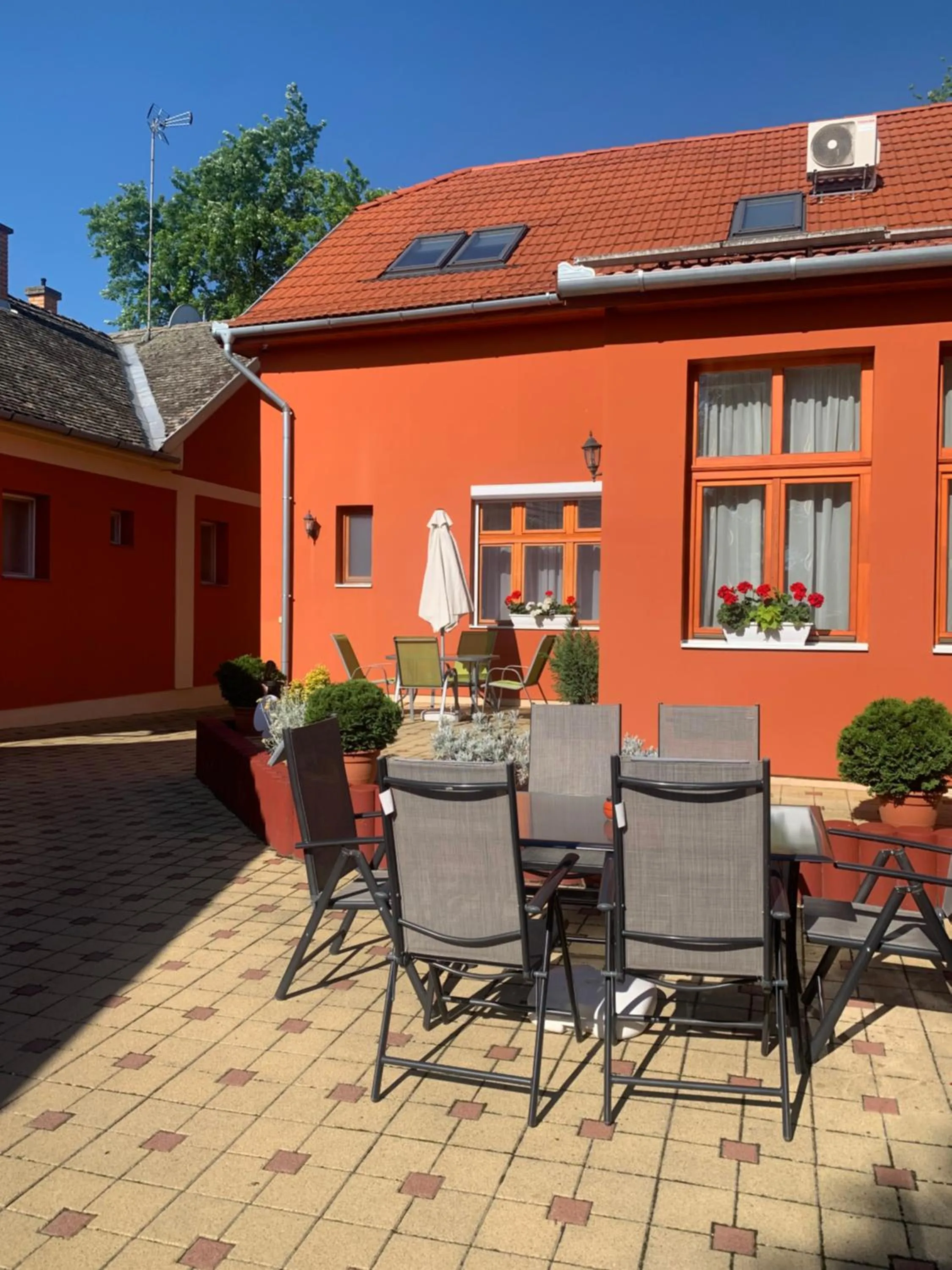 Property building in Szent István Wellness Panzió