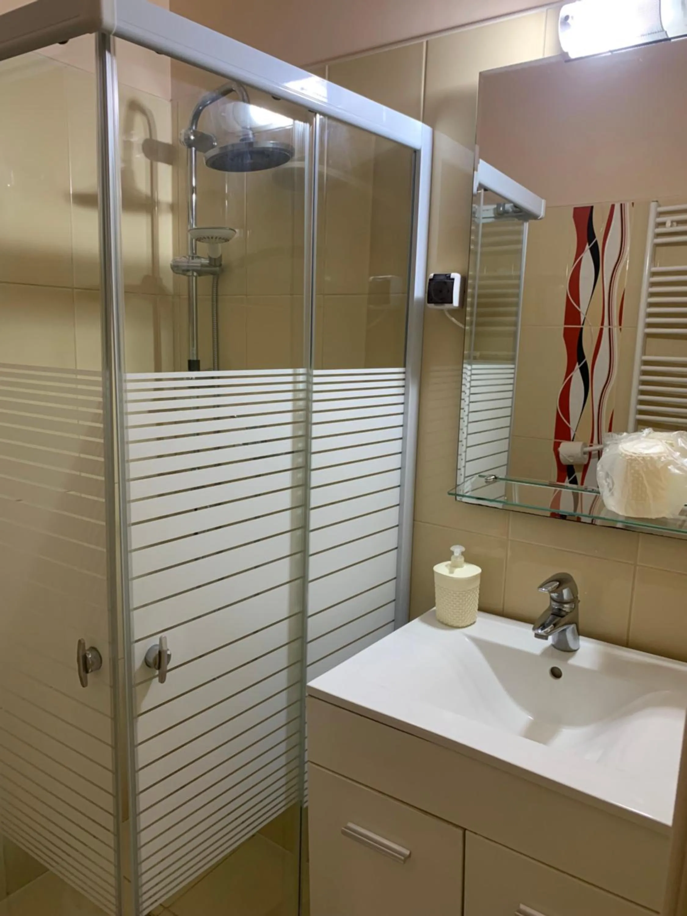 Shower in Szent István Wellness Panzió