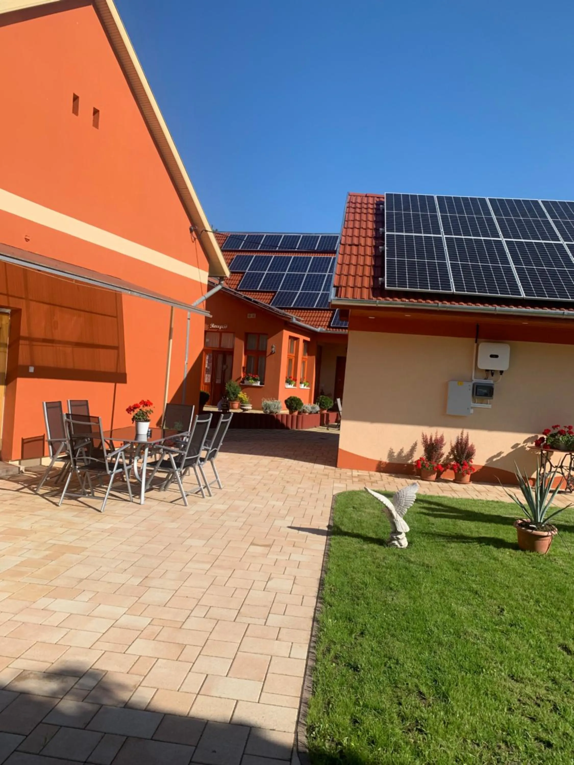 Patio in Szent István Wellness Panzió