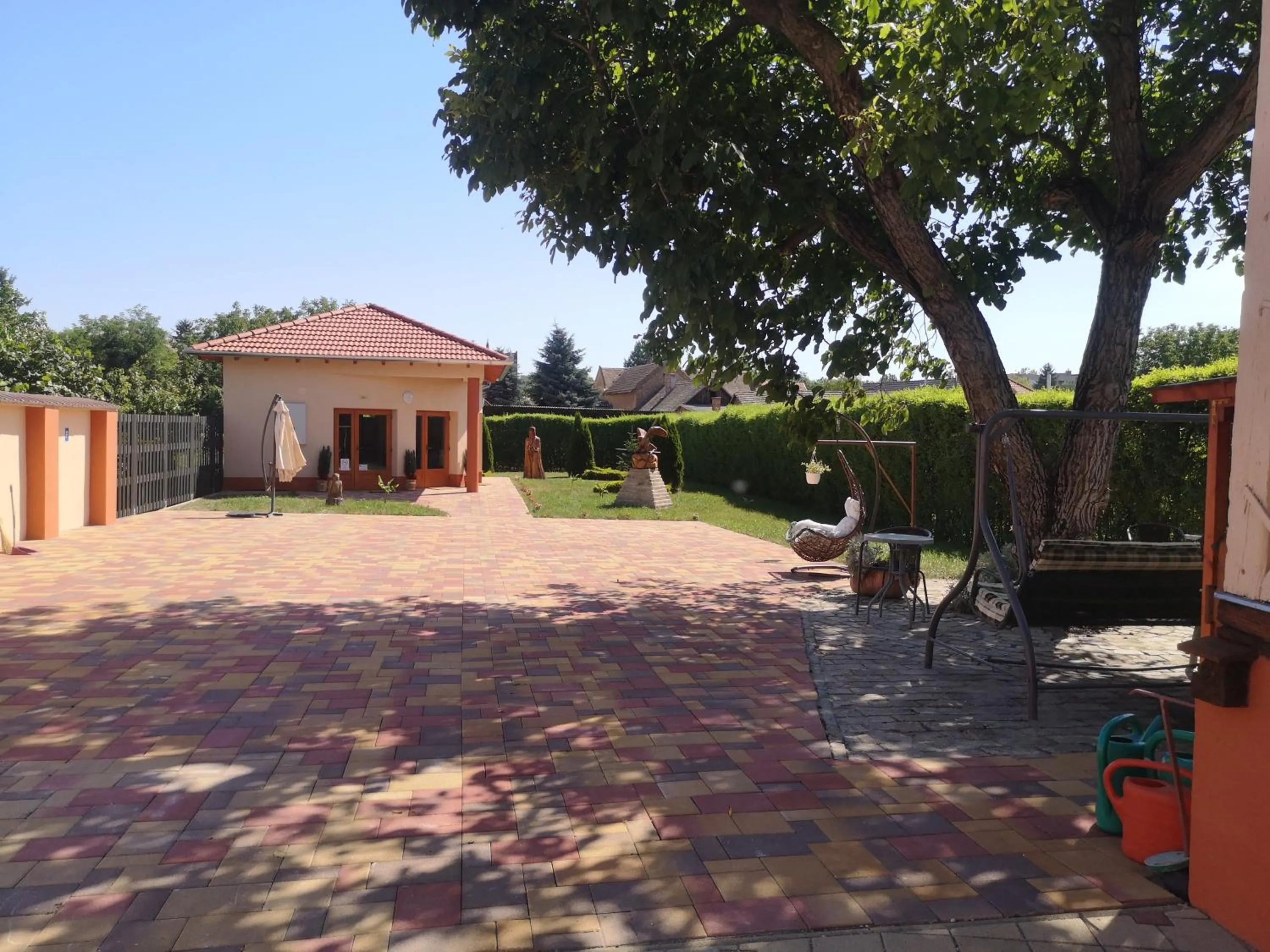 Garden in Szent István Wellness Panzió