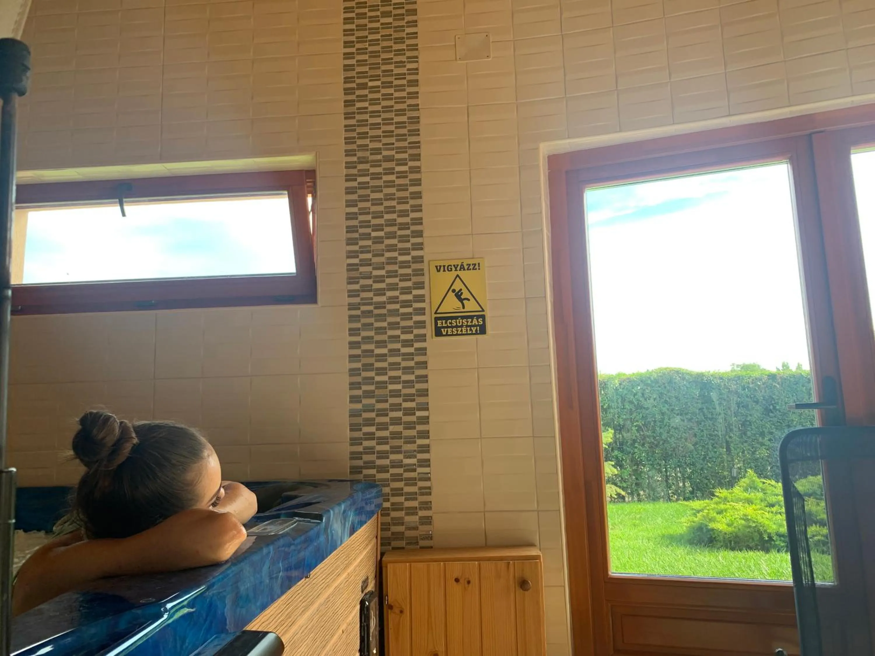 Hot Tub in Szent István Wellness Panzió