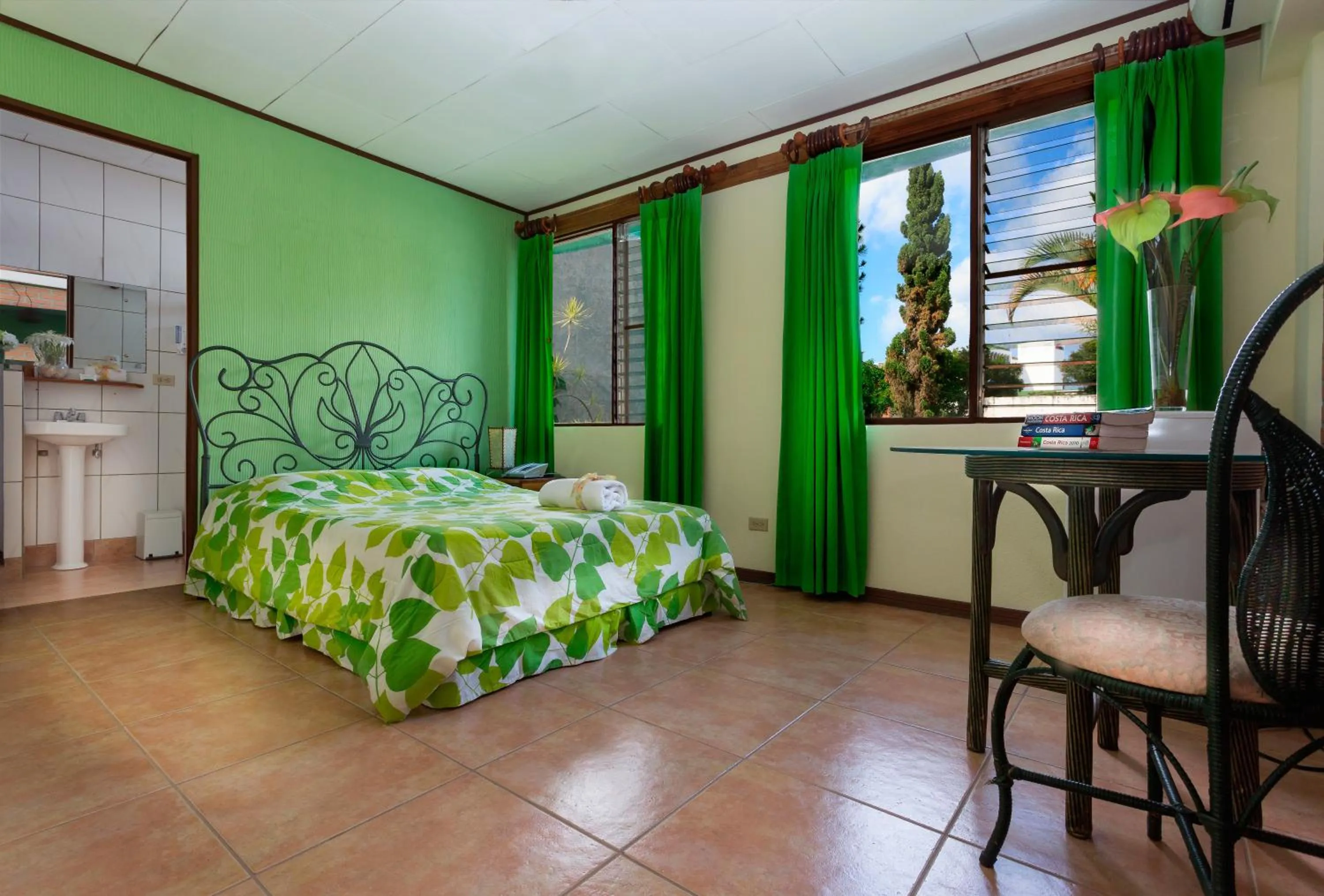 Photo of the whole room, Bed in Boutique Hotel Casa Orquídeas