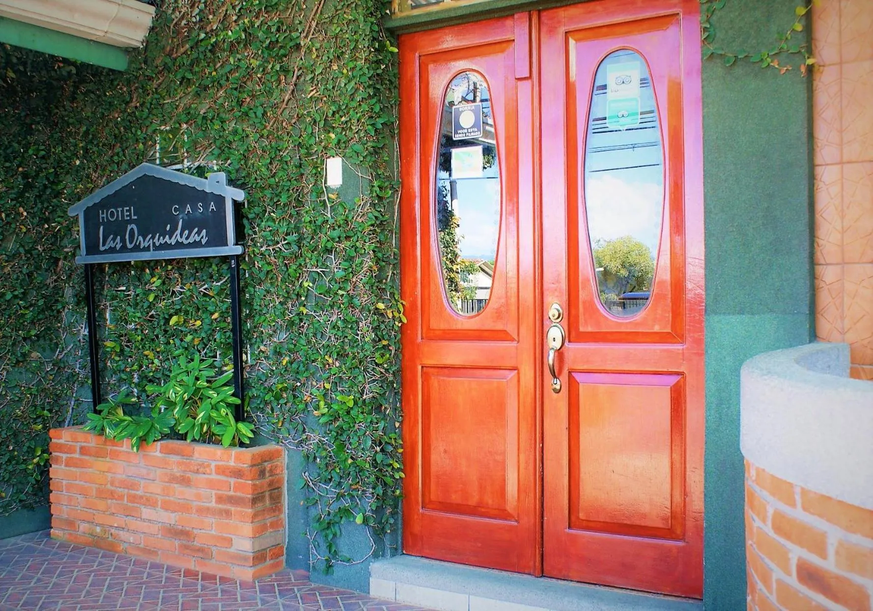 Facade/entrance in Boutique Hotel Casa Orquídeas