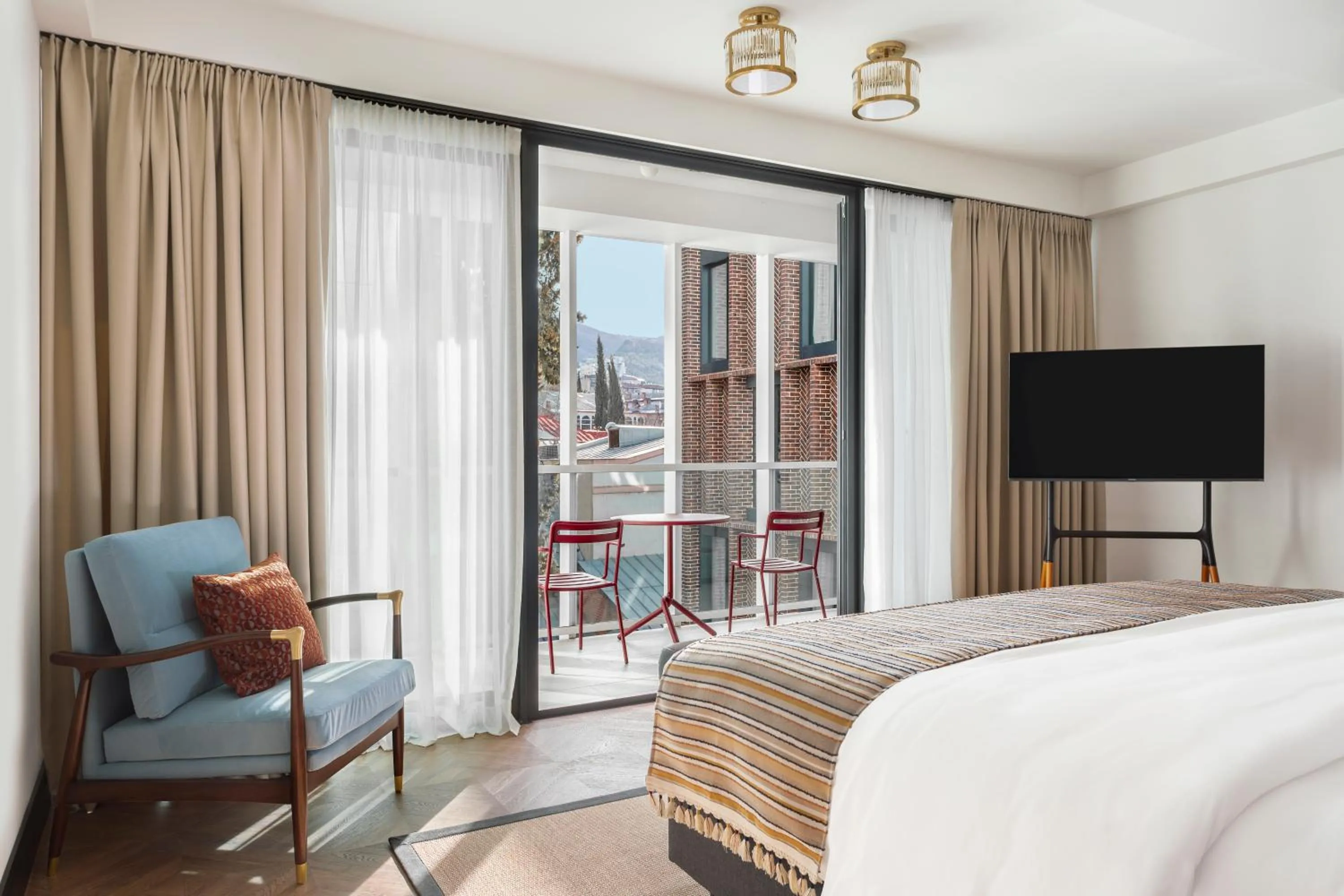 TV and multimedia, Bed in Artizan - Design Hotel