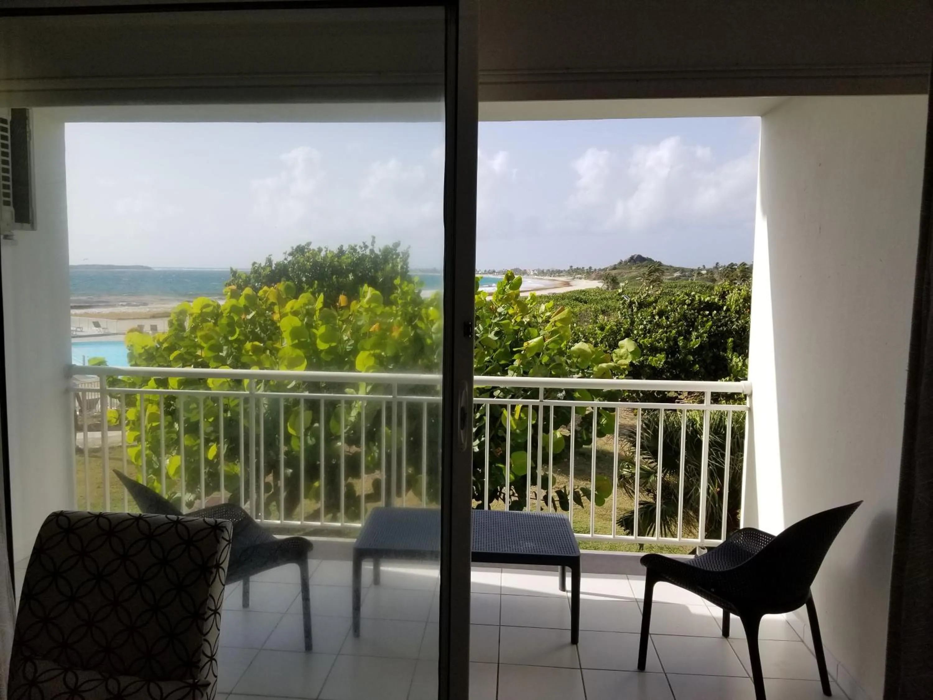 Sea view in Orient Bay Beach Studio