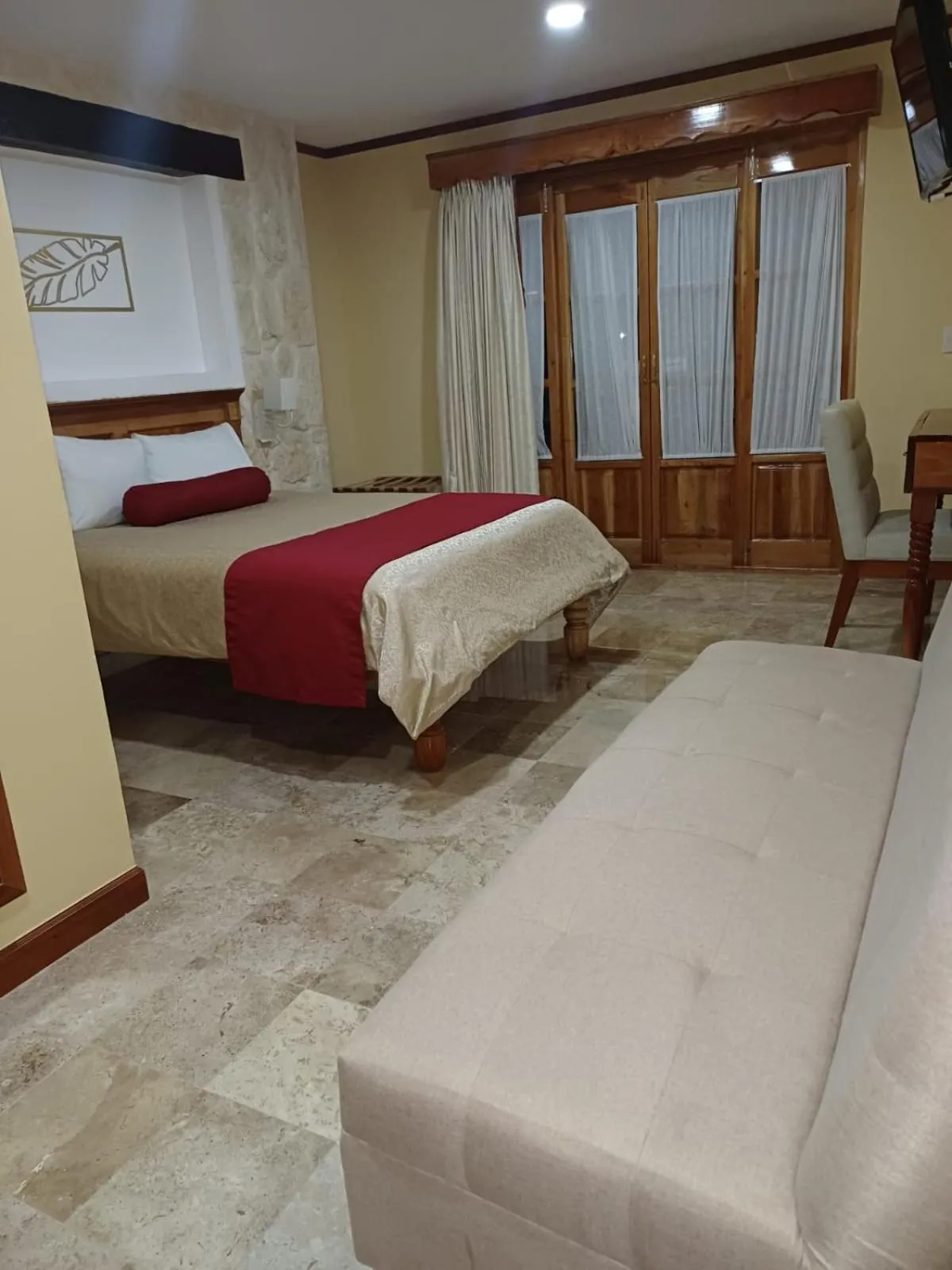 Bed in Cancun International Suites