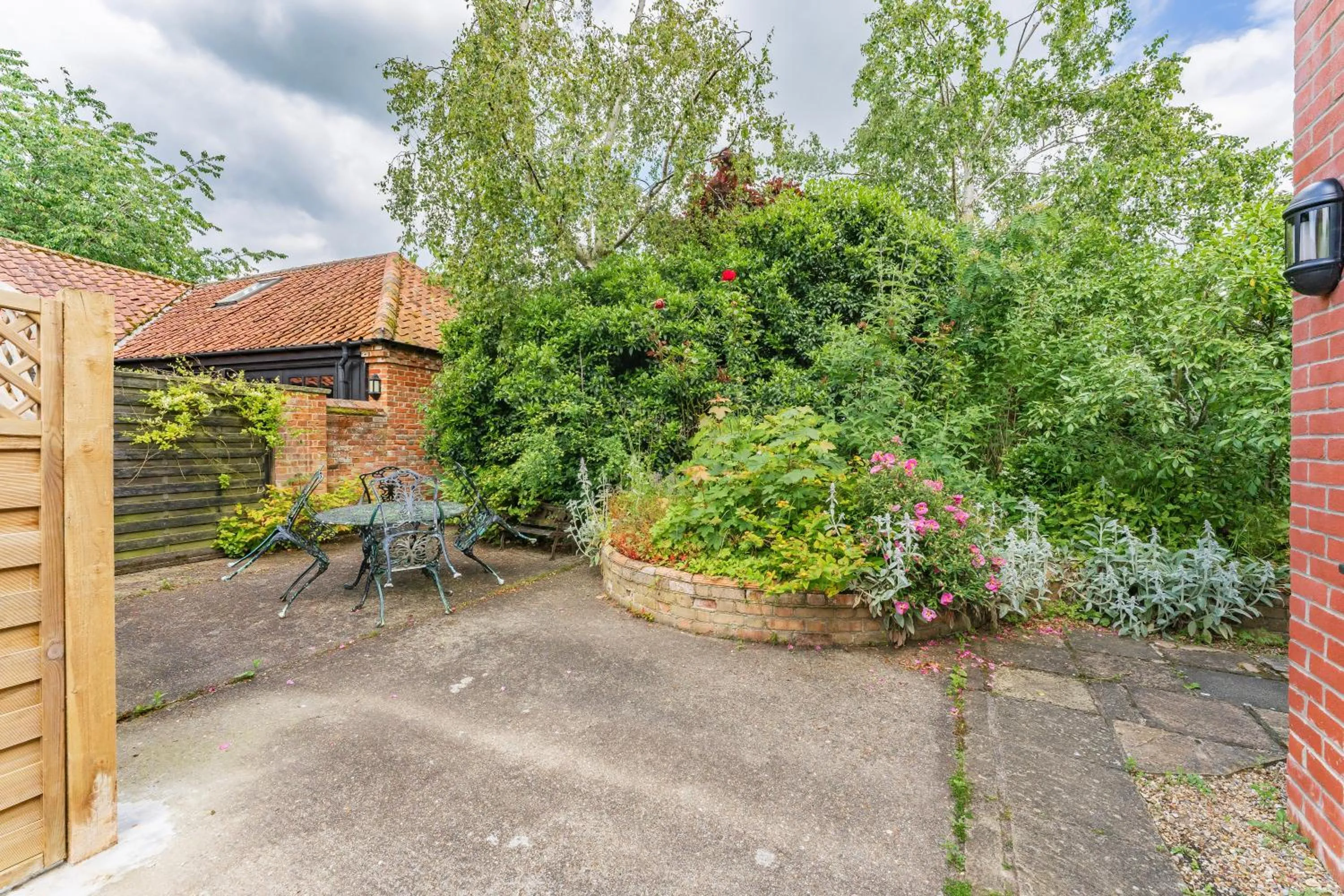 Property building in the Orangery - BnB Suites