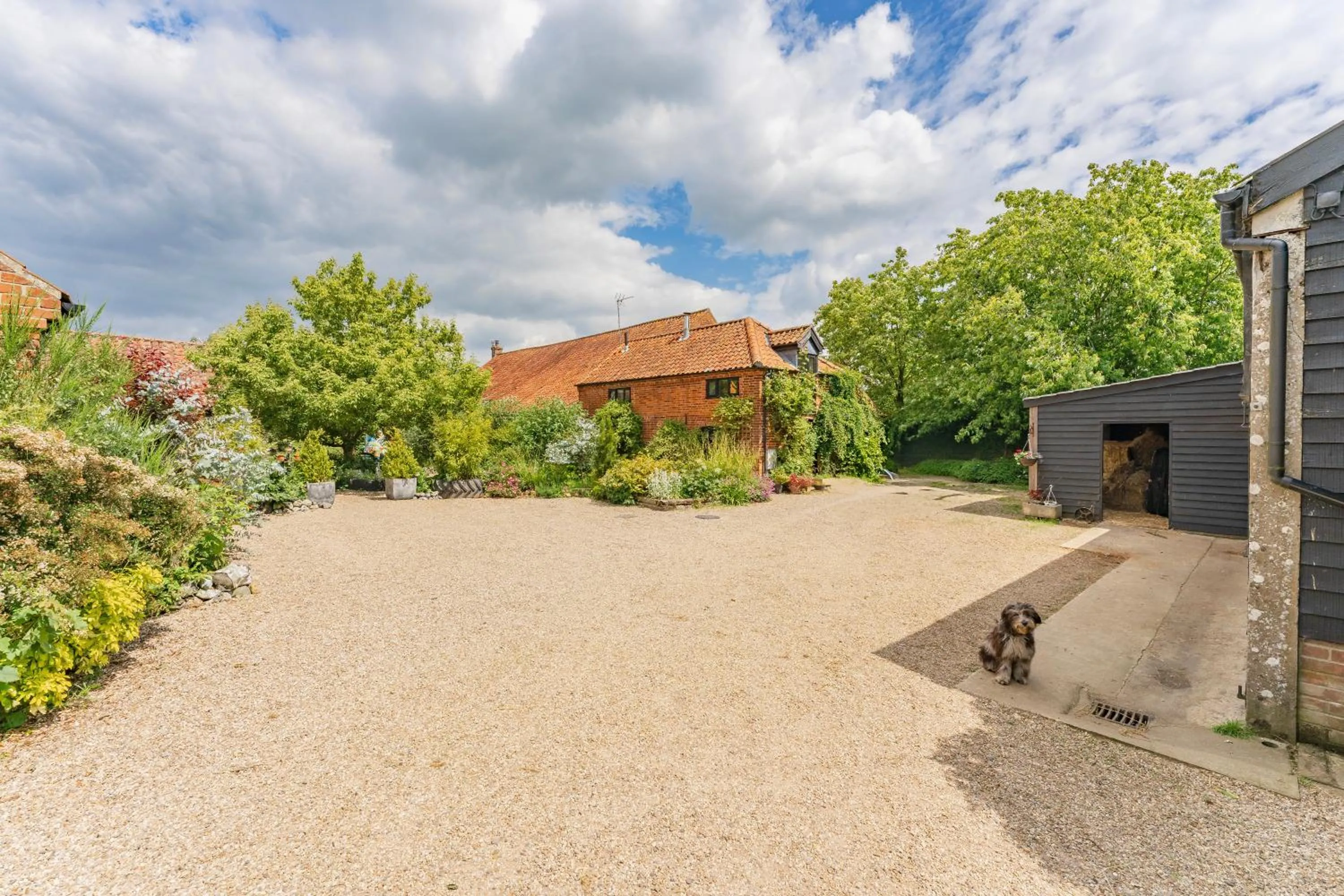 Property building in the Orangery - BnB Suites