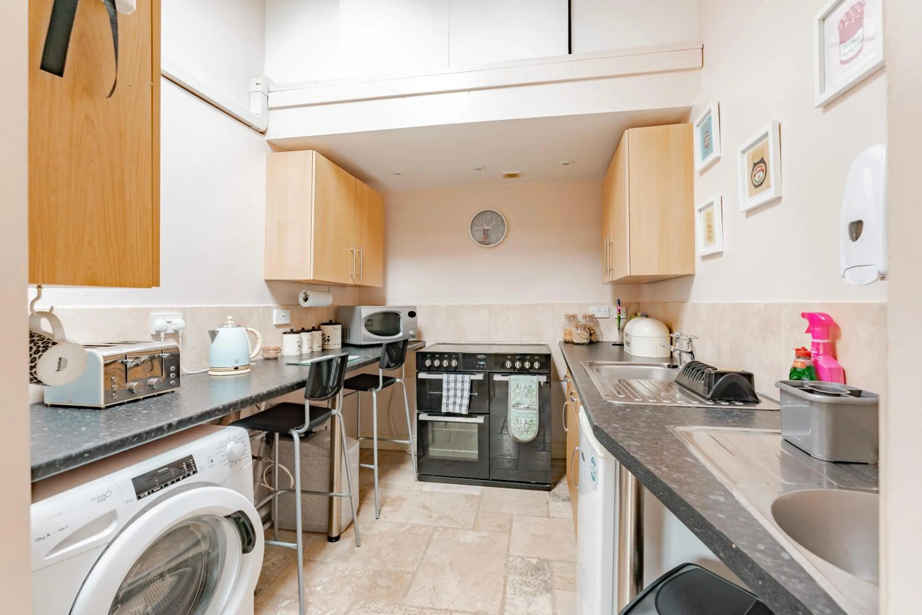 Coffee/tea facilities in the Orangery - BnB Suites