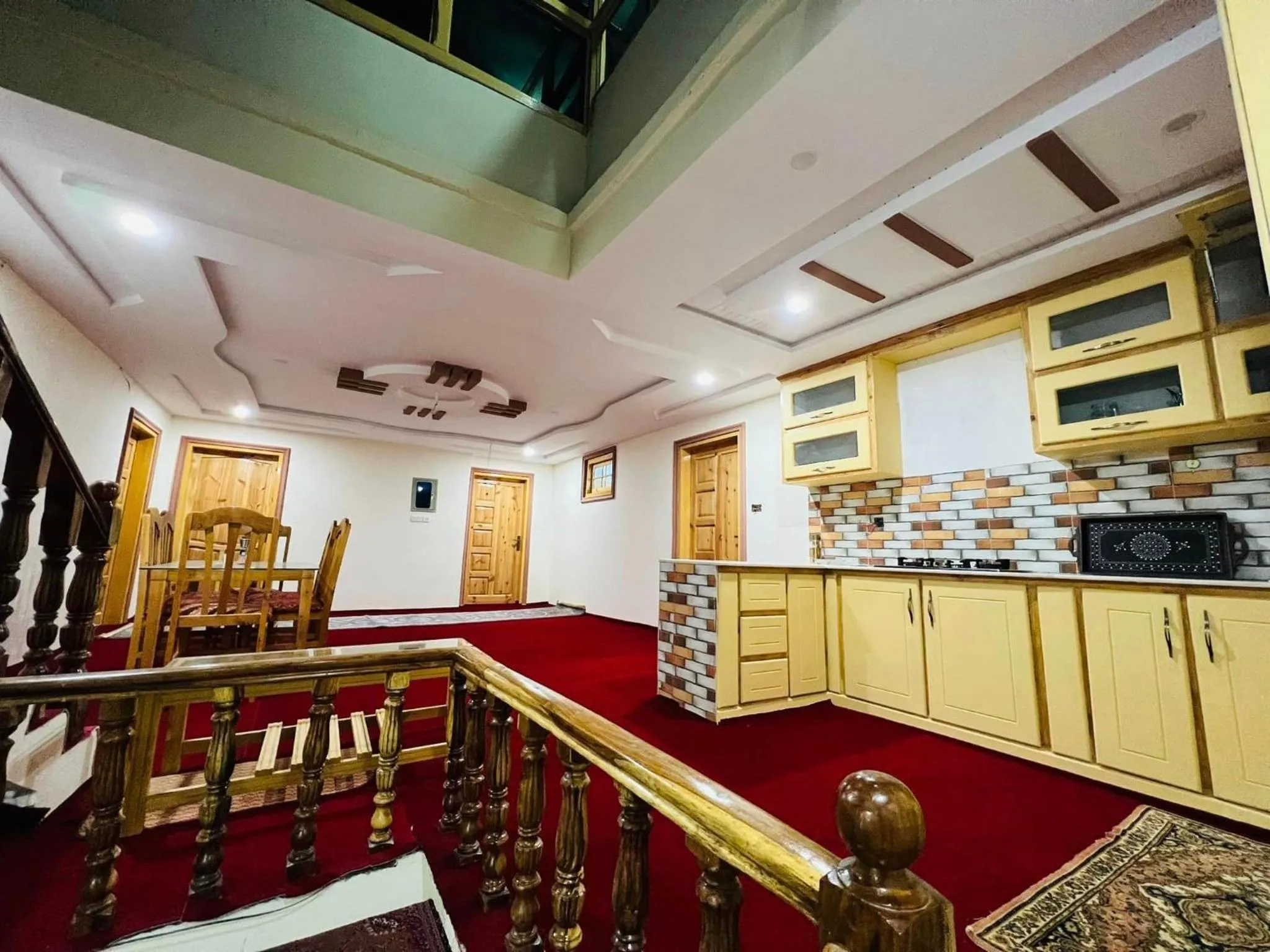 Reelum Residency