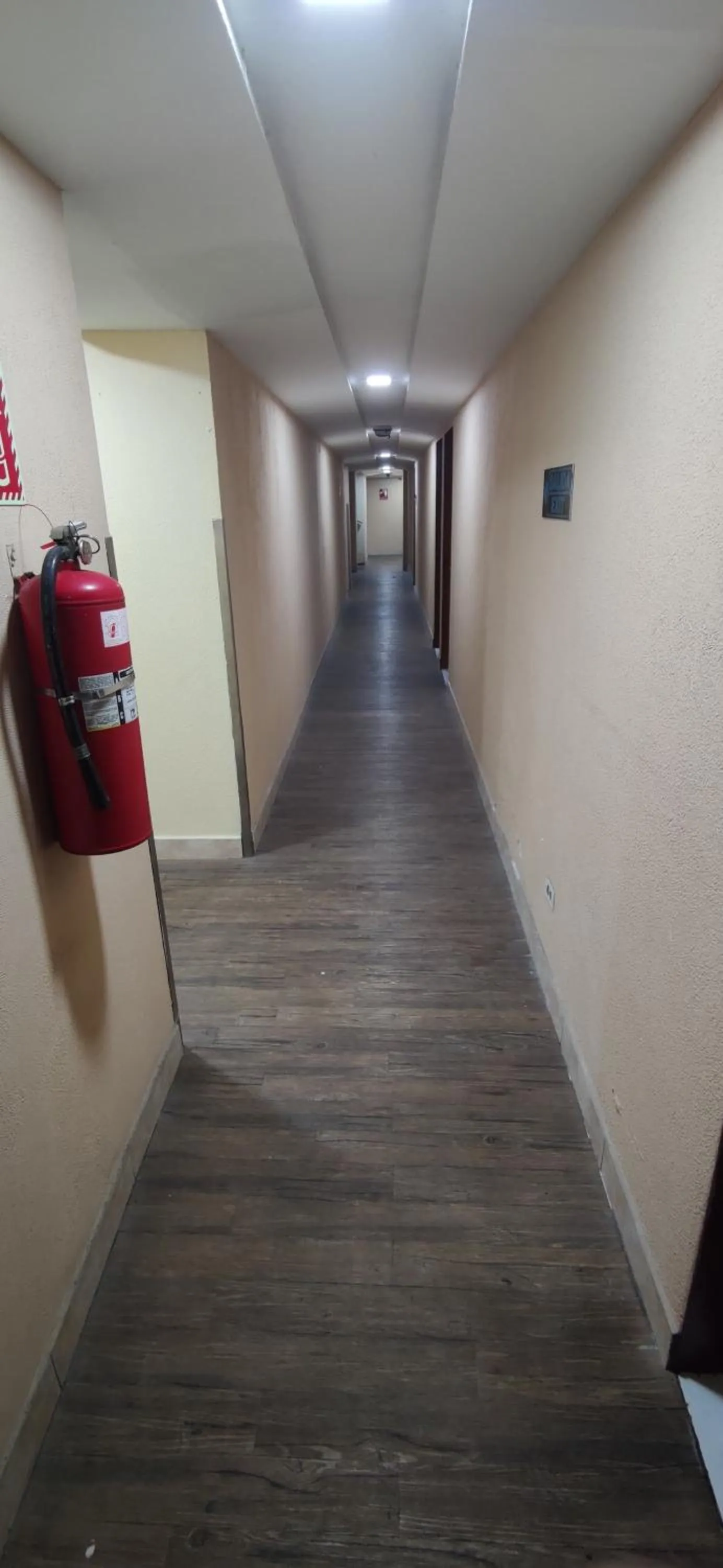 HOTEL SAN THOMAS INN