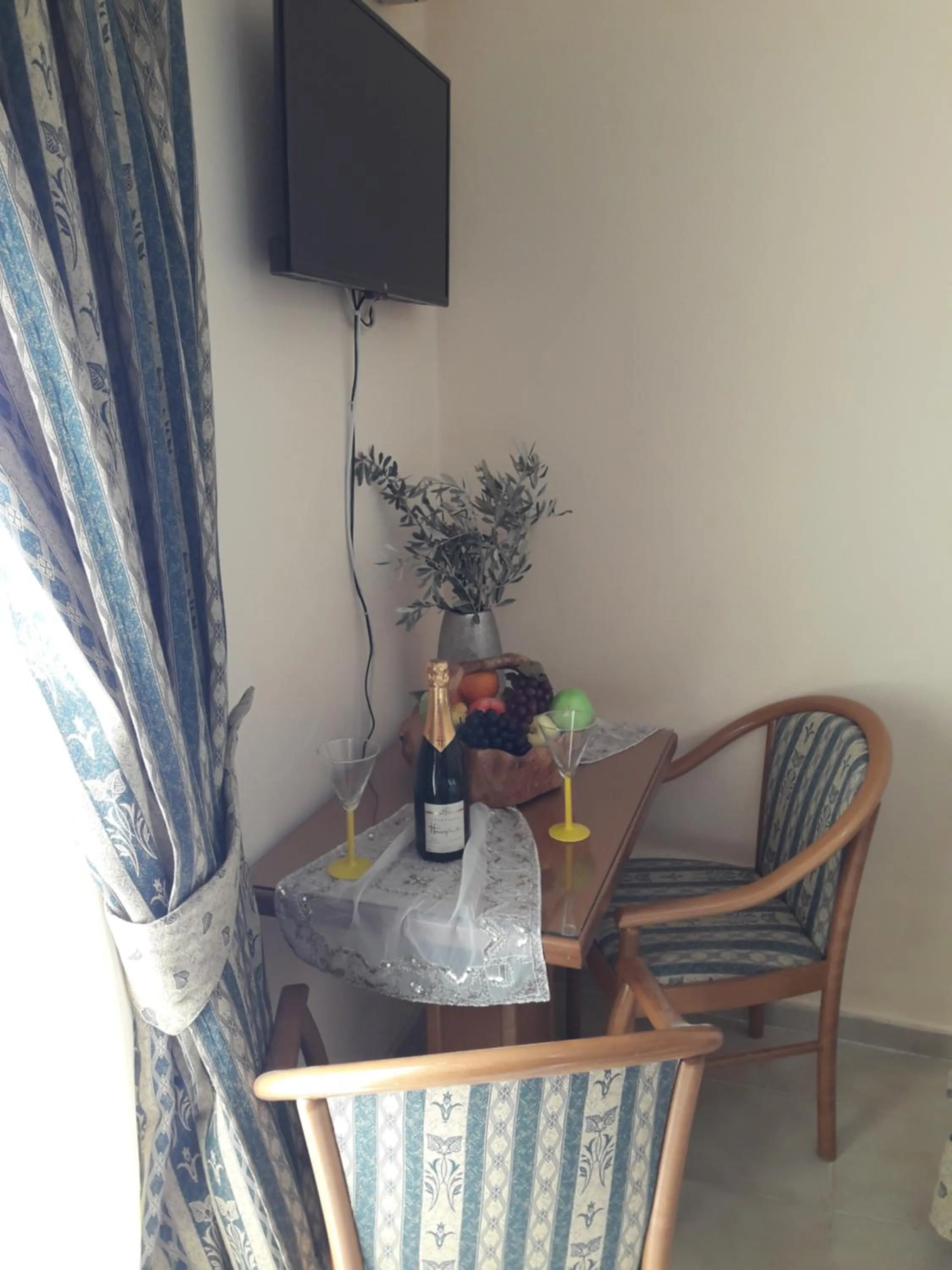 Studios Cosmopolitan