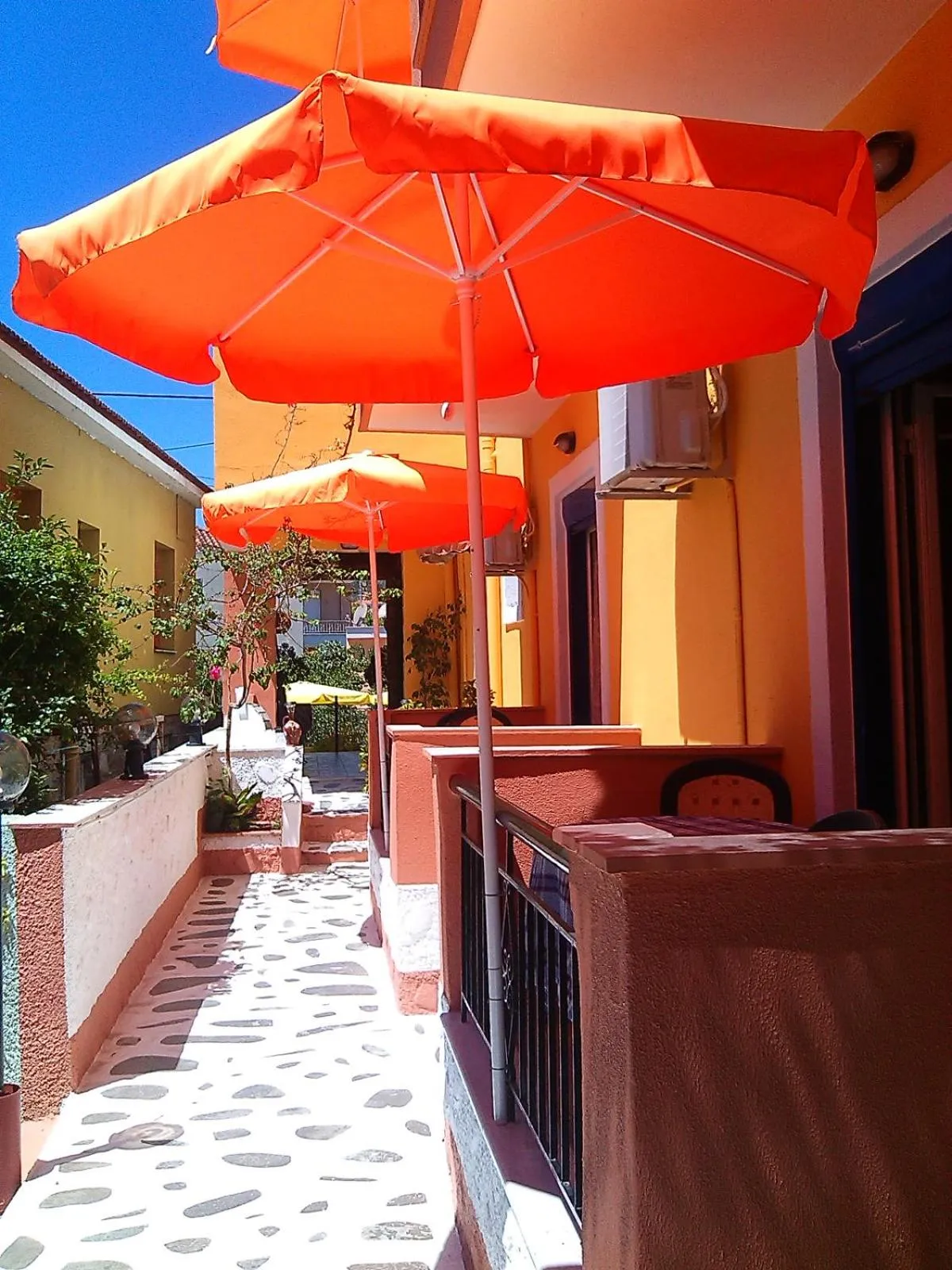 Studios Cosmopolitan