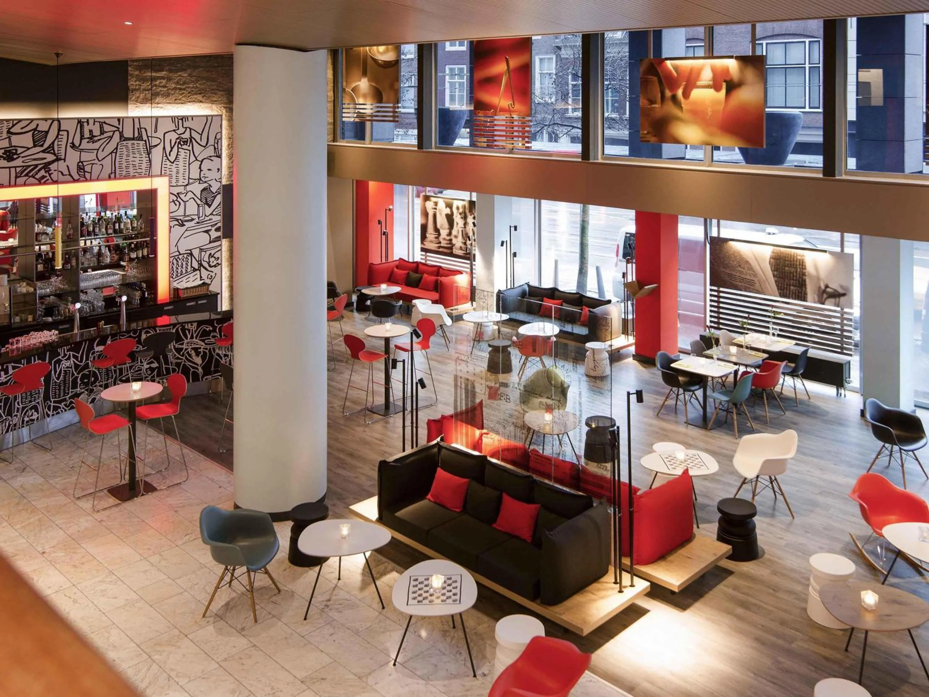 Restaurant/places to eat in ibis Den Haag City Centre