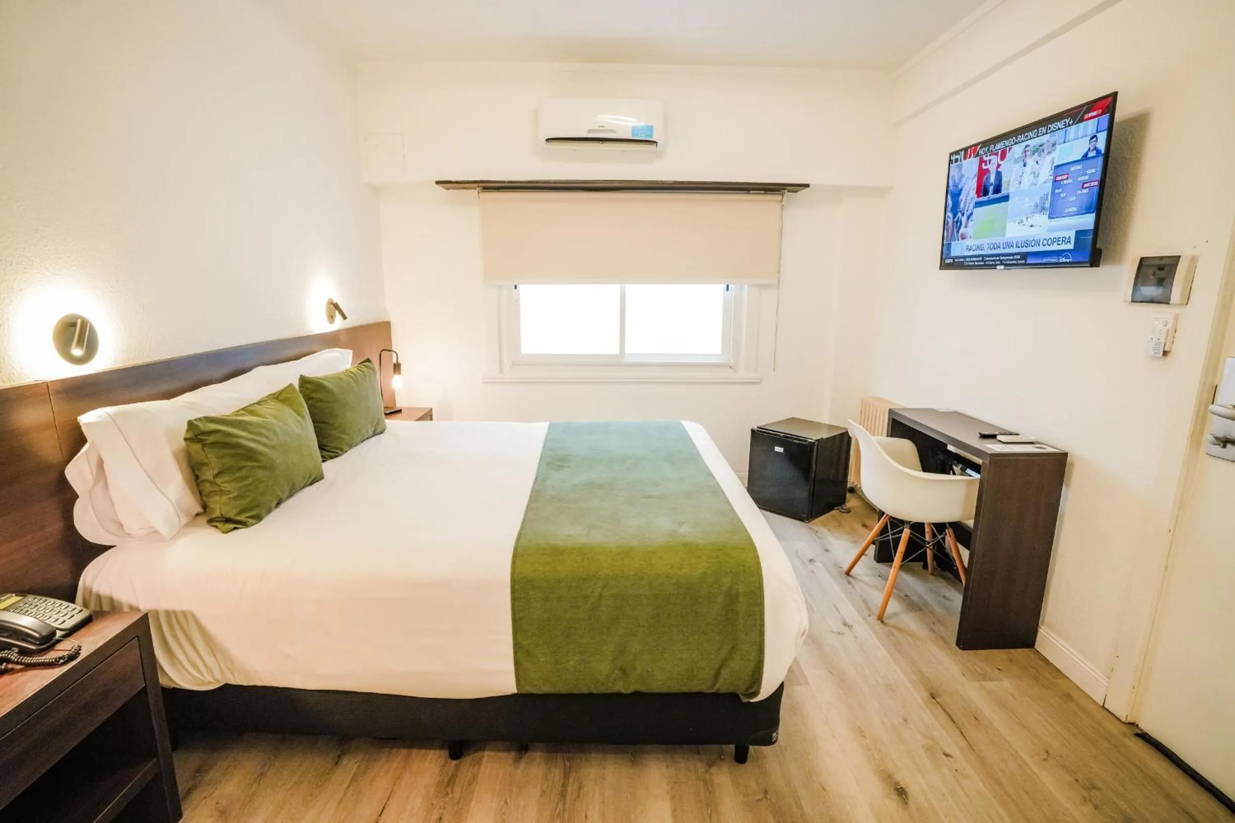 Bedroom, Bed in Hotel Denver Mar del Plata