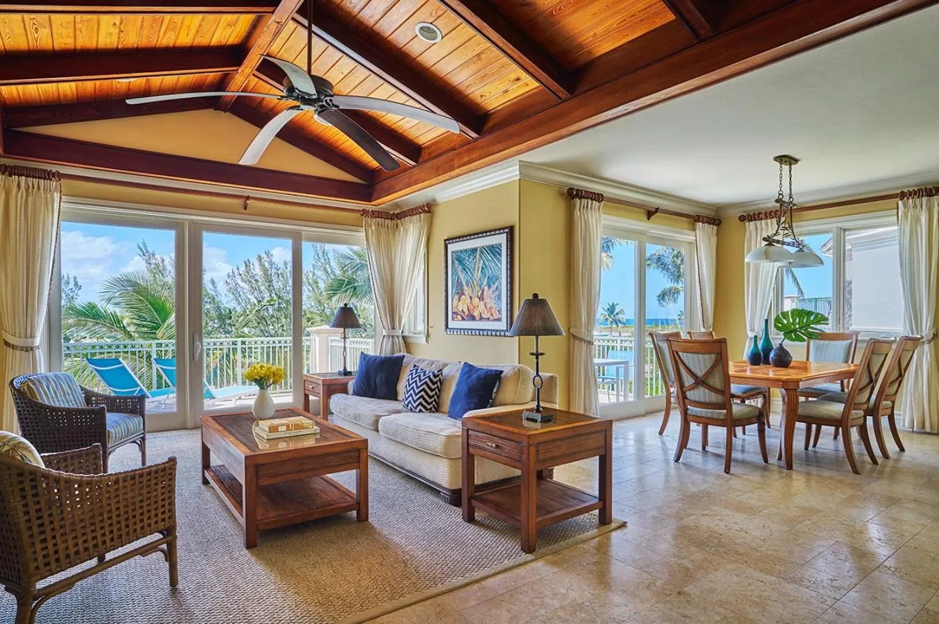 Living room in Grand Isle Resort & Residences