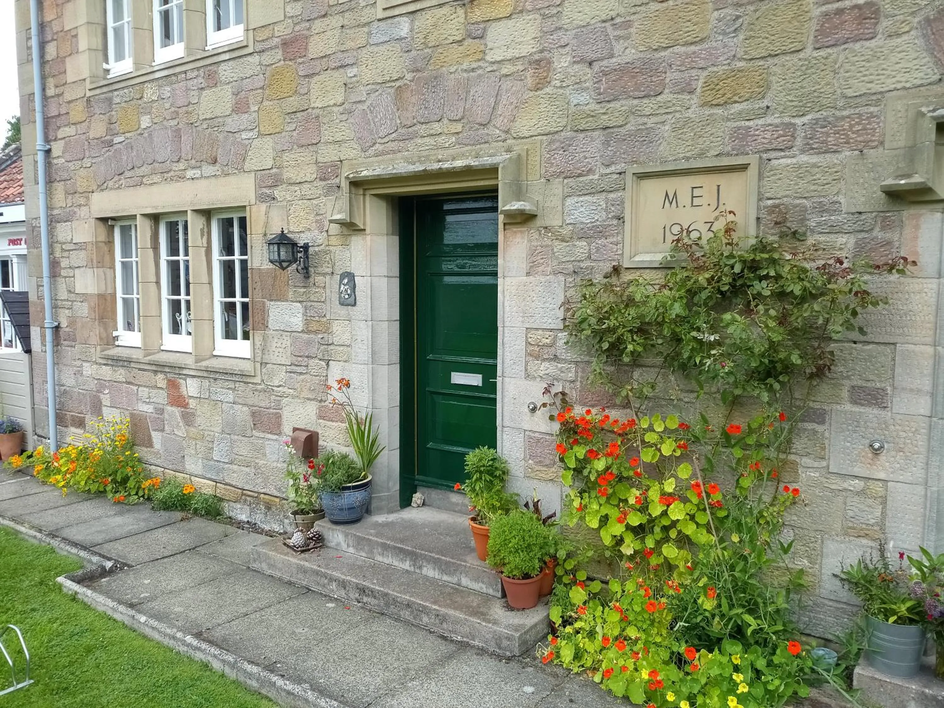 Property building in Ford Village Bed & Breakfast