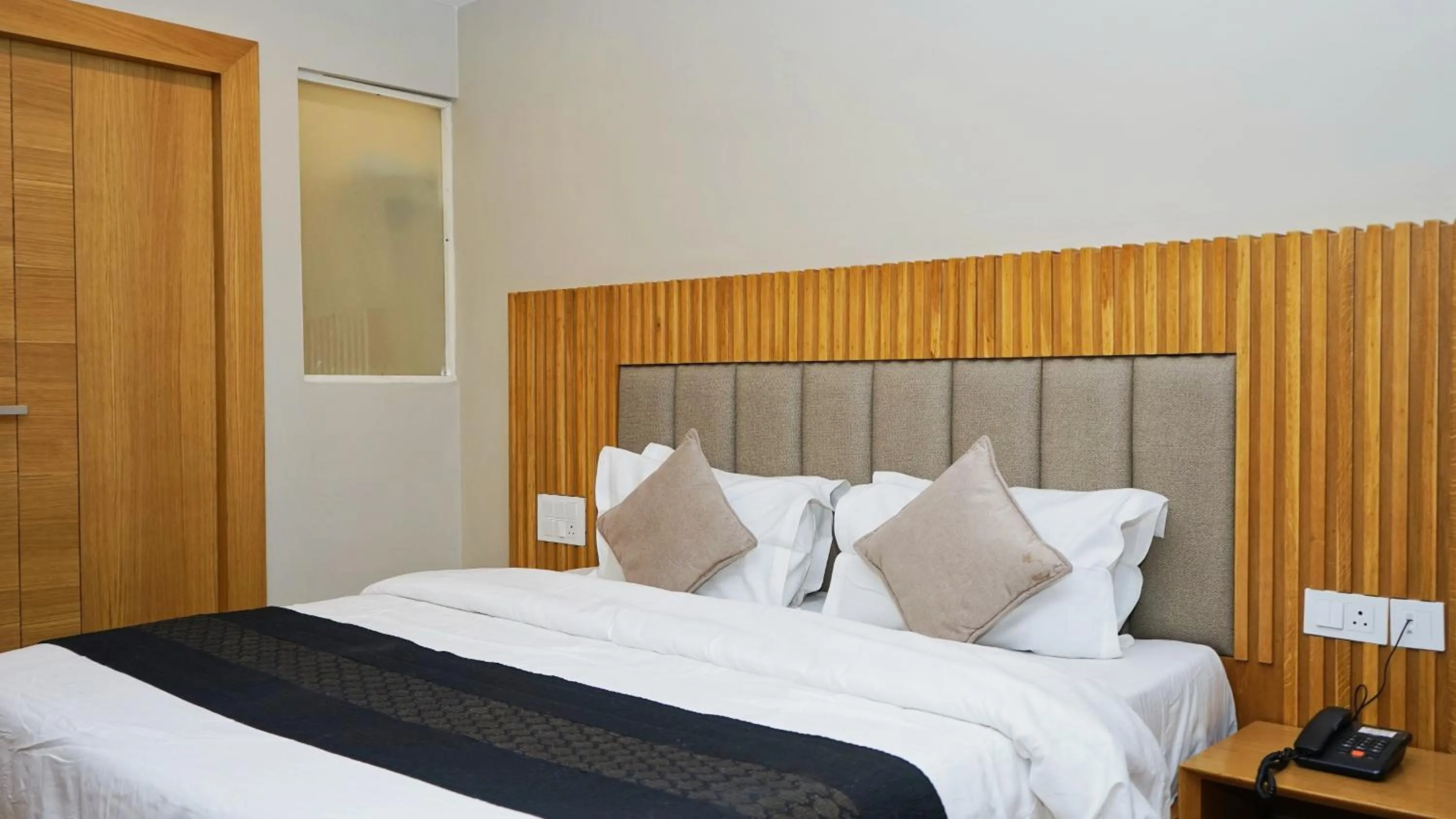 Guests, Bed in Hotel M AND RESORT