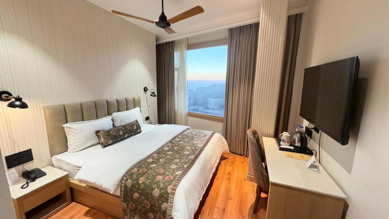Hotel M AND RESORT