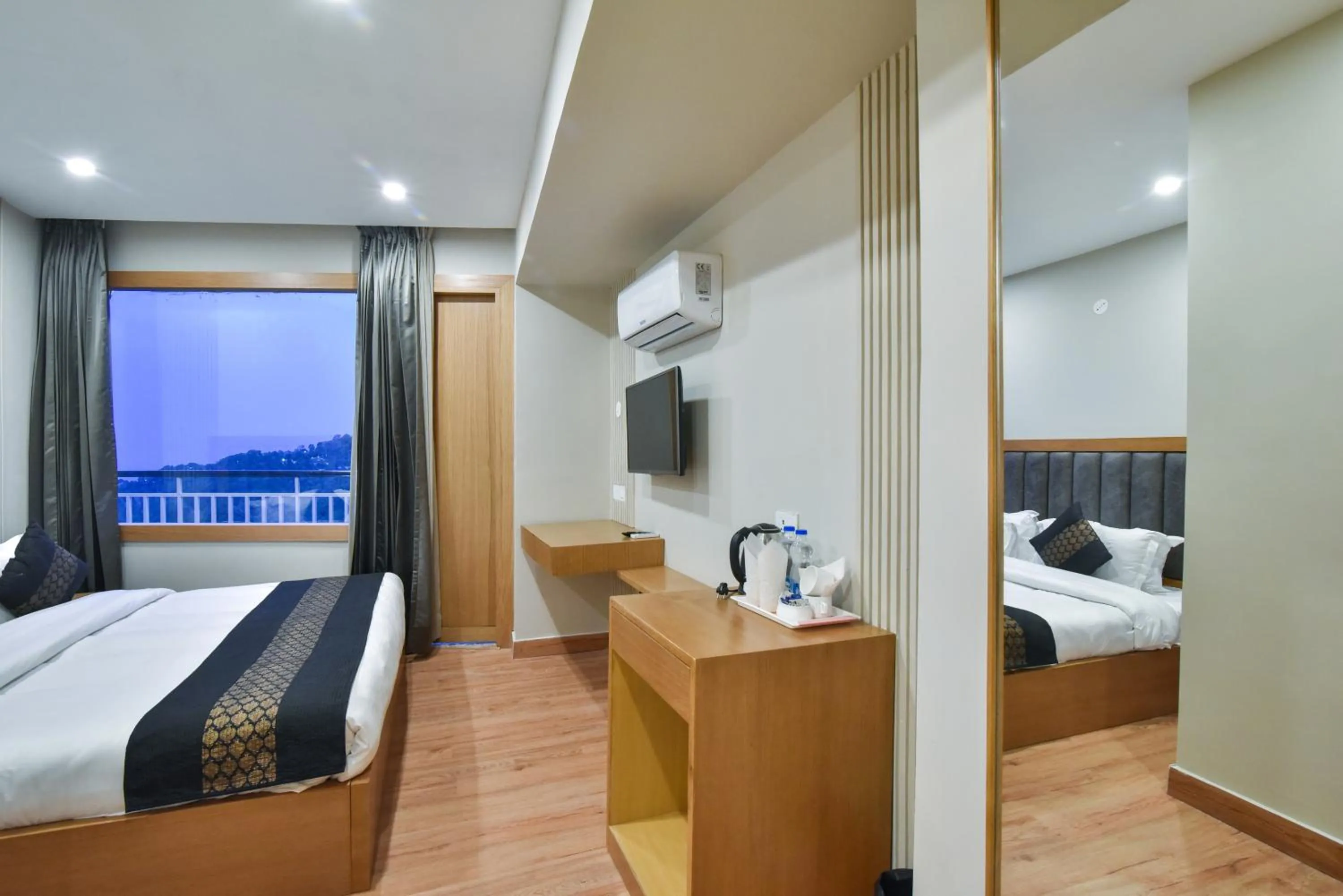 TV and multimedia, Bed in Hotel M AND RESORT