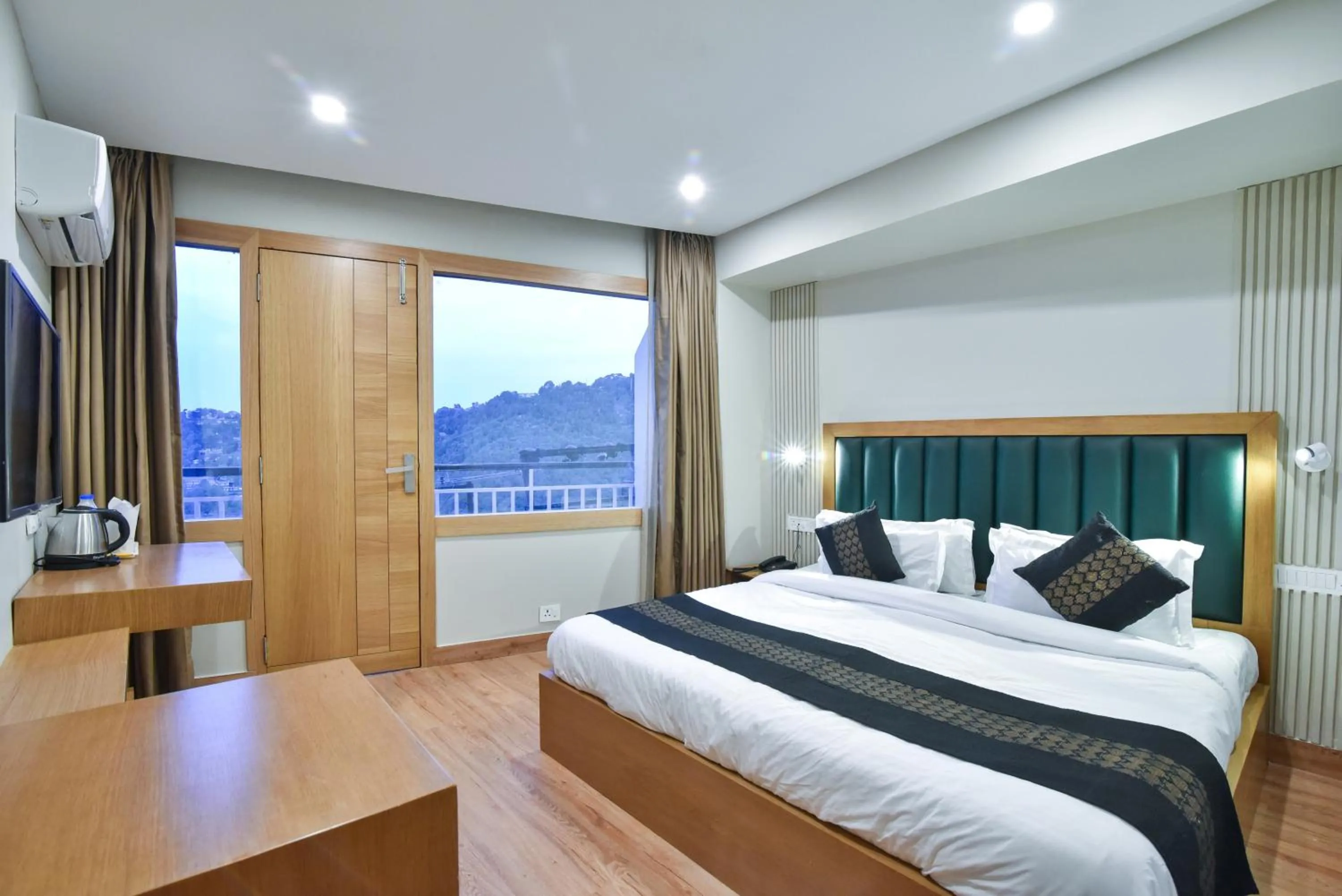 Bed in Hotel M AND RESORT