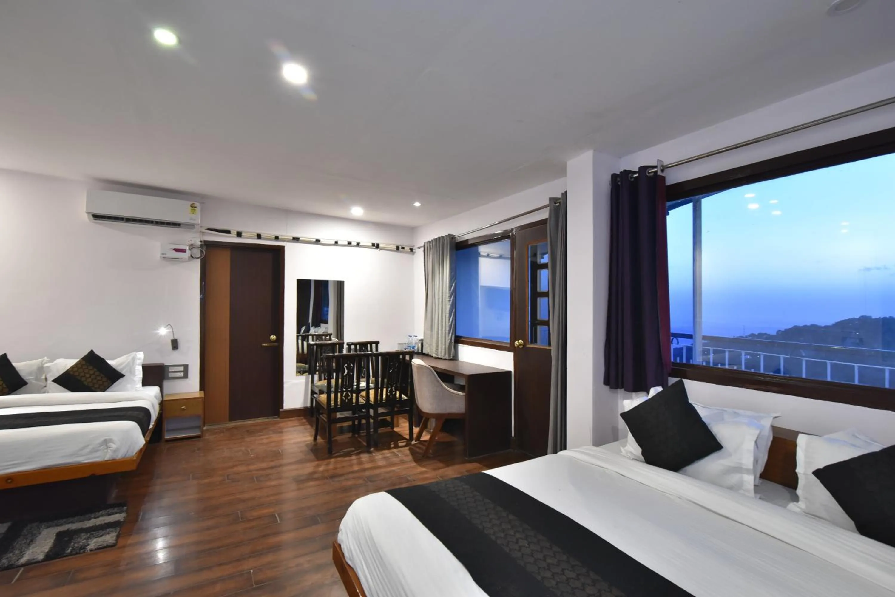 Photo of the whole room, Bed in Hotel M AND RESORT