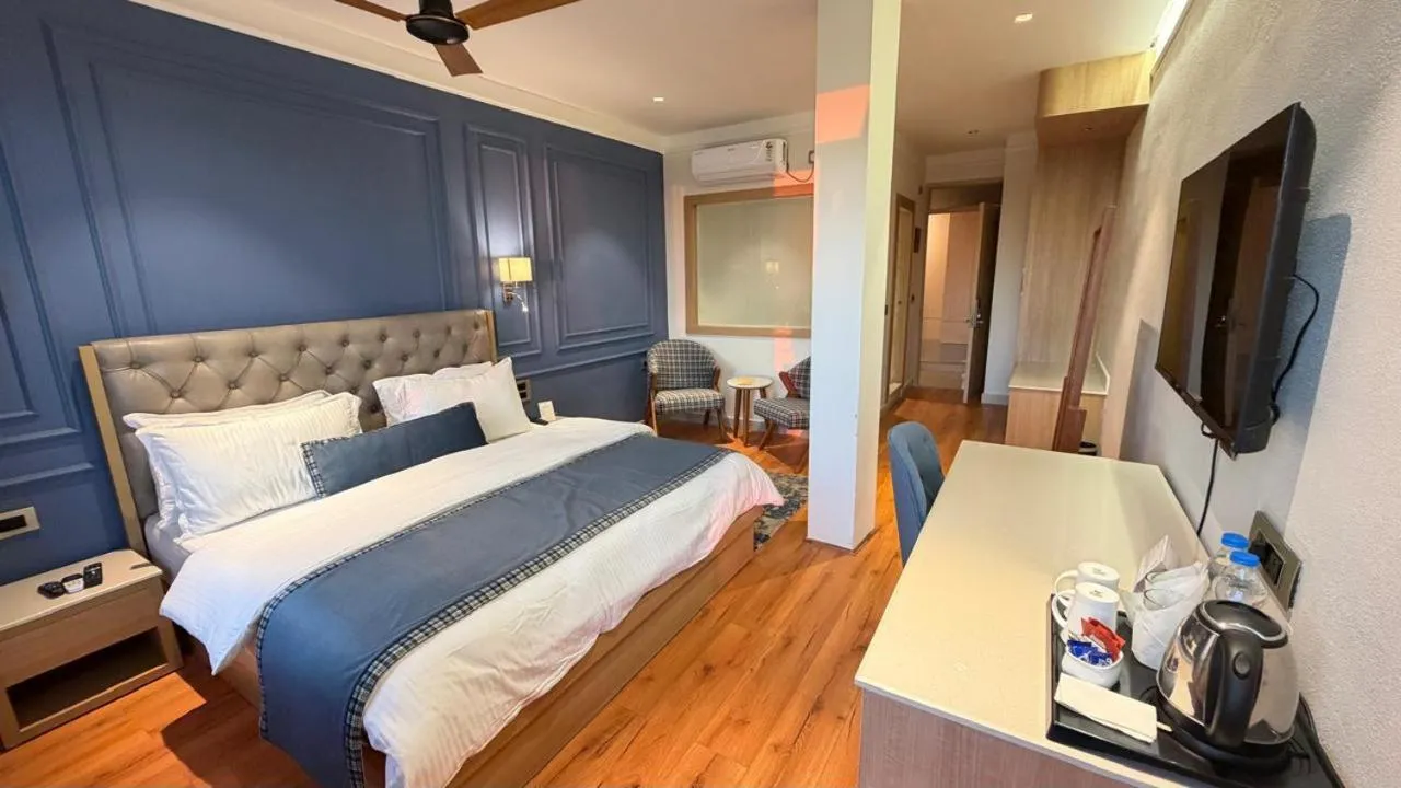 Bedroom, Bed in Hotel M AND RESORT