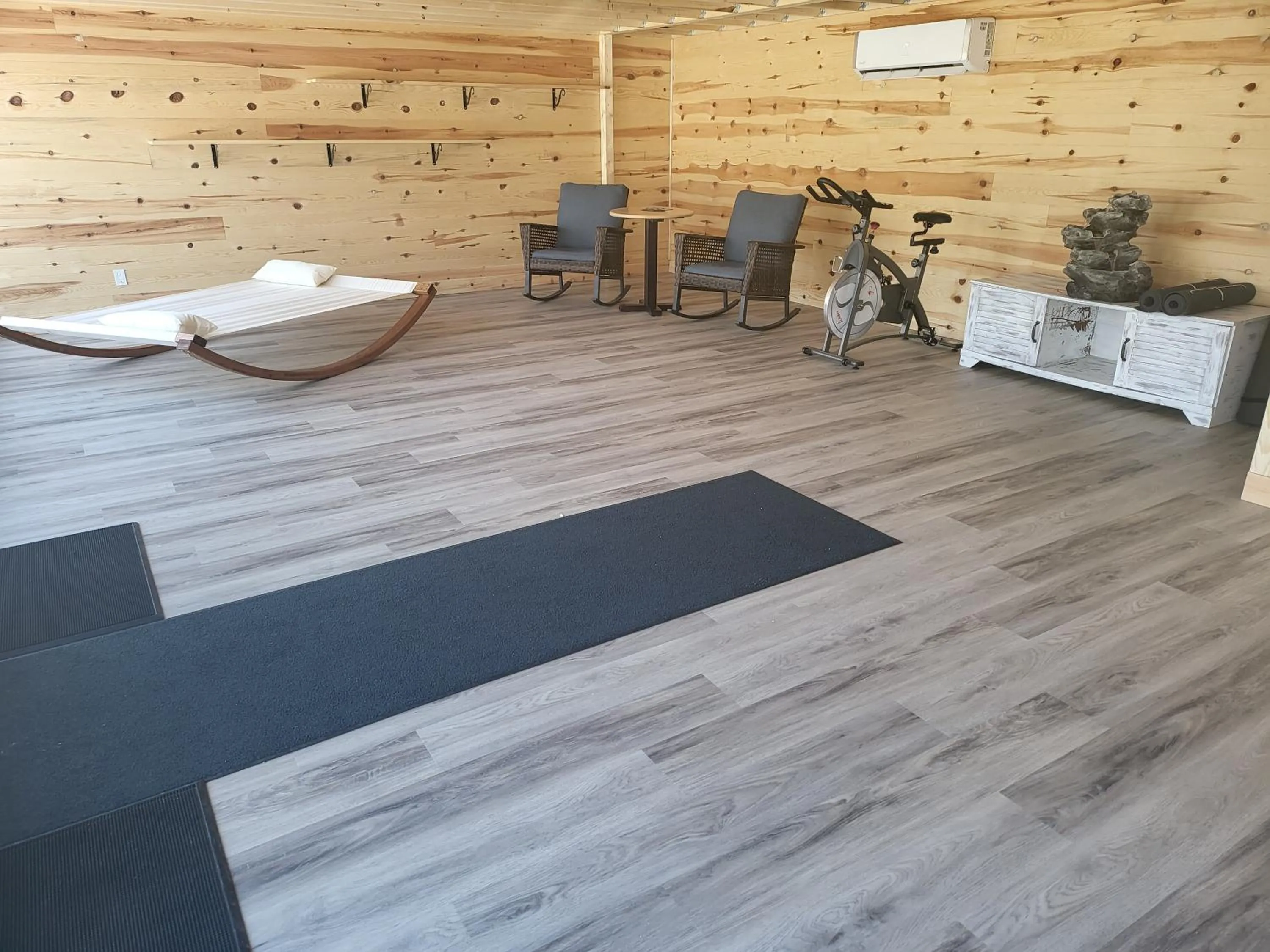 Spa and wellness centre/facilities in Chalets et Spa Lac Saint-Jean