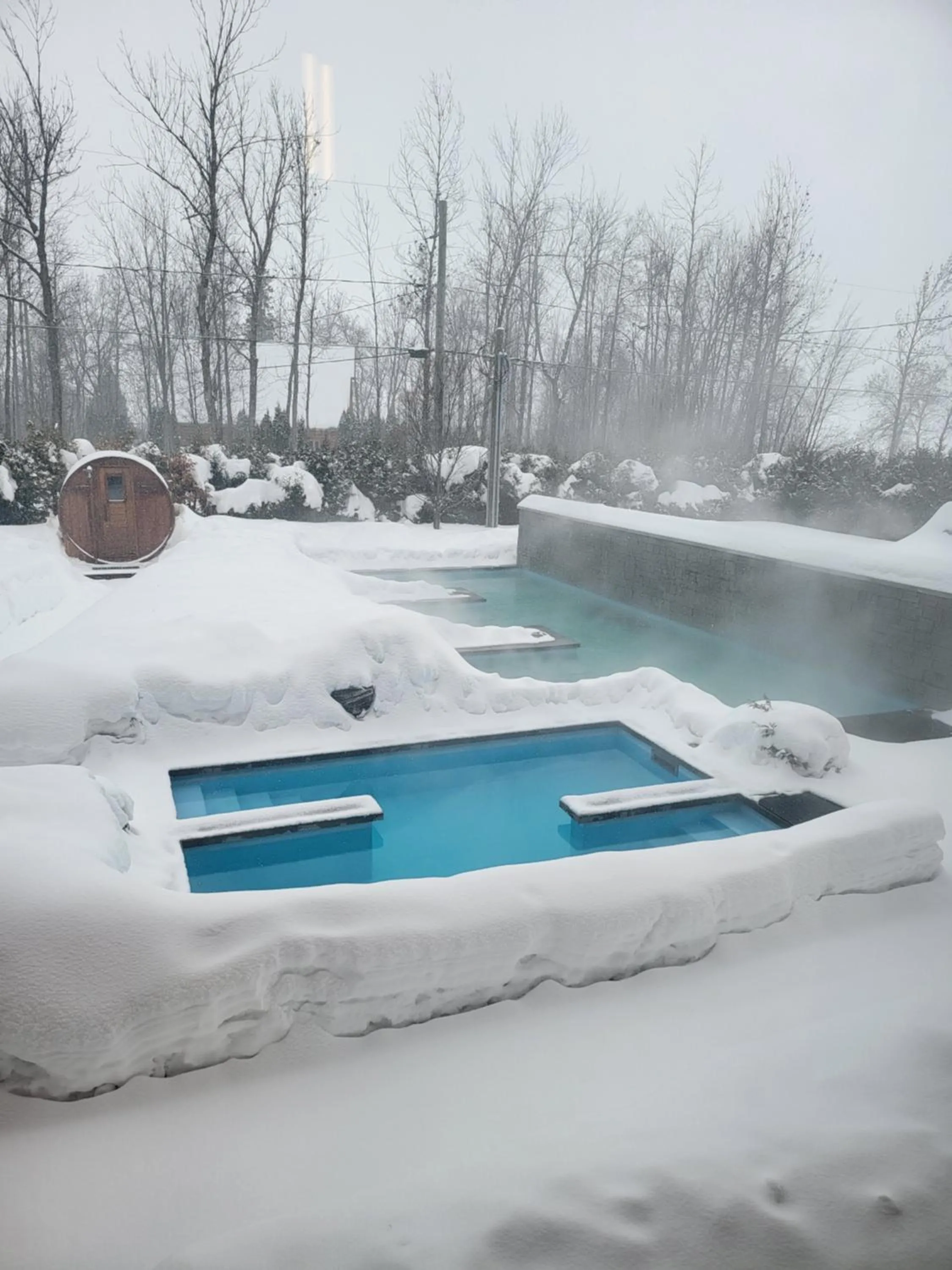 Spa and wellness centre/facilities in Chalets et Spa Lac Saint-Jean
