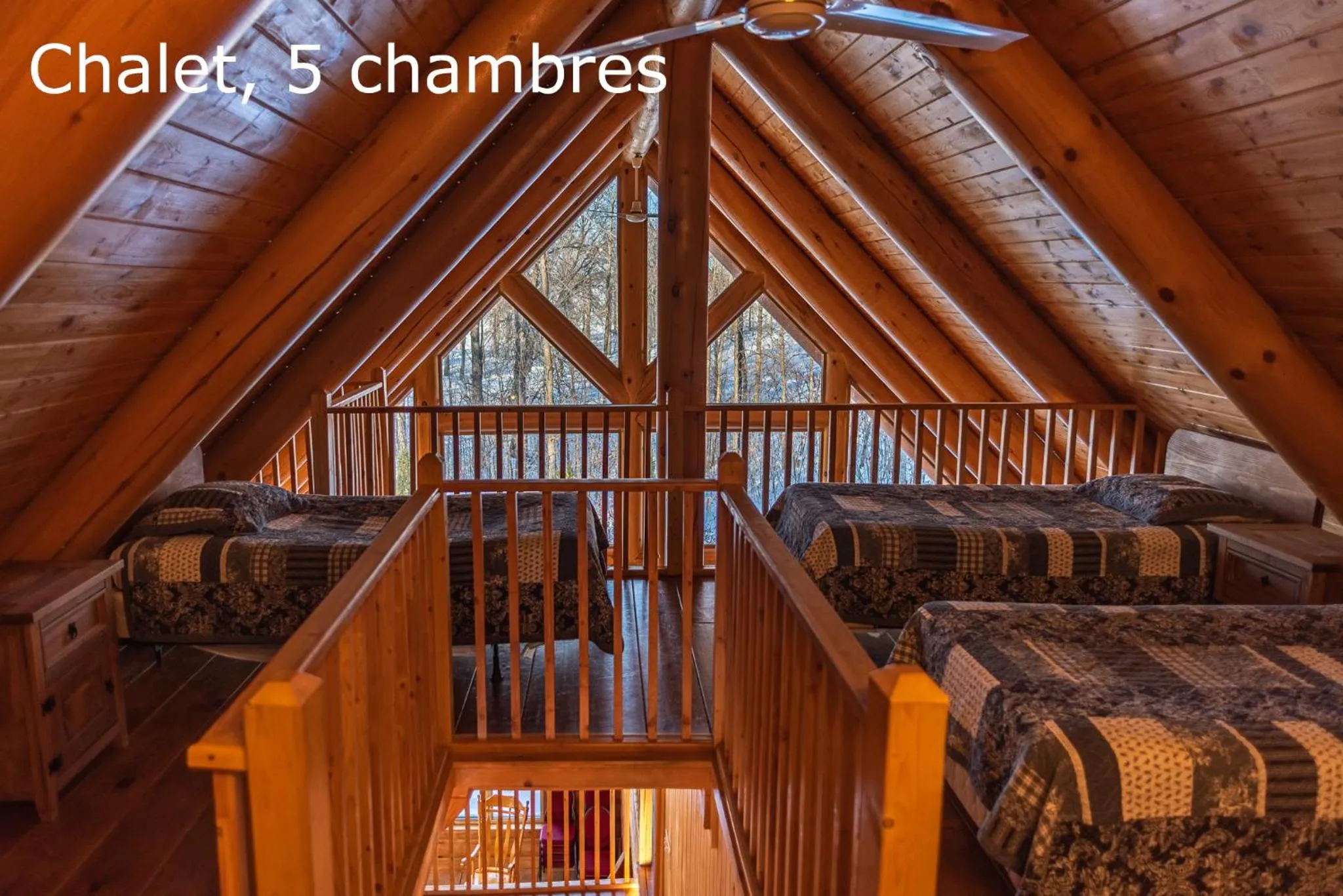 Bedroom, Bed in Chalets et Spa Lac Saint-Jean