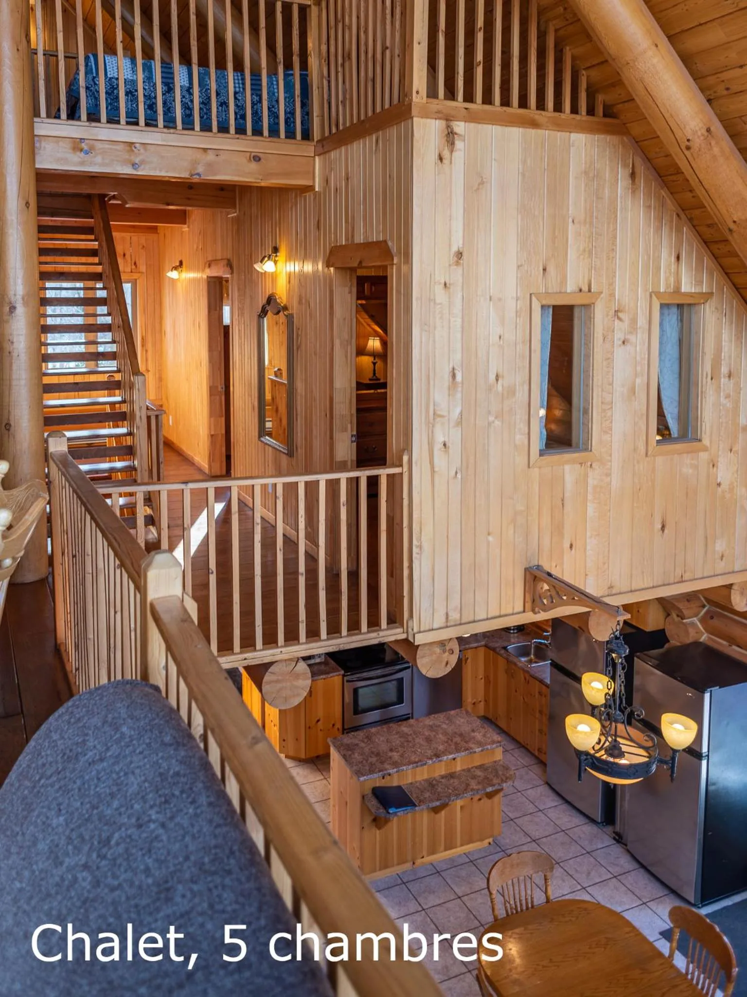 Kitchen or kitchenette in Chalets et Spa Lac Saint-Jean