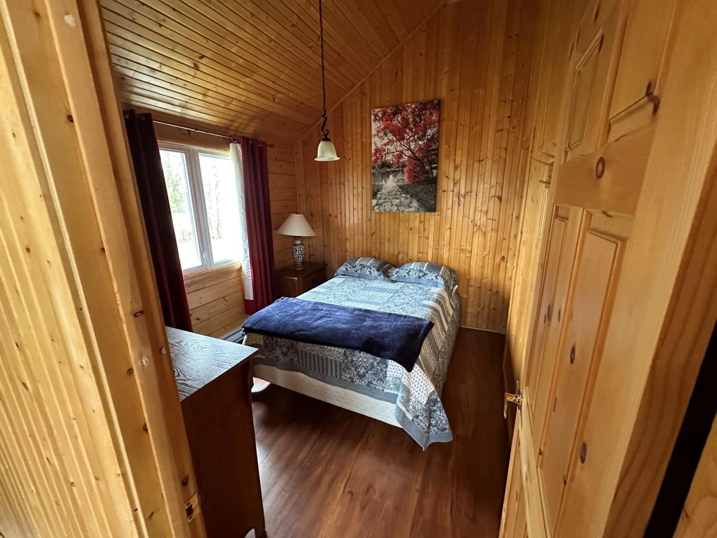 Bed in Chalets et Spa Lac Saint-Jean