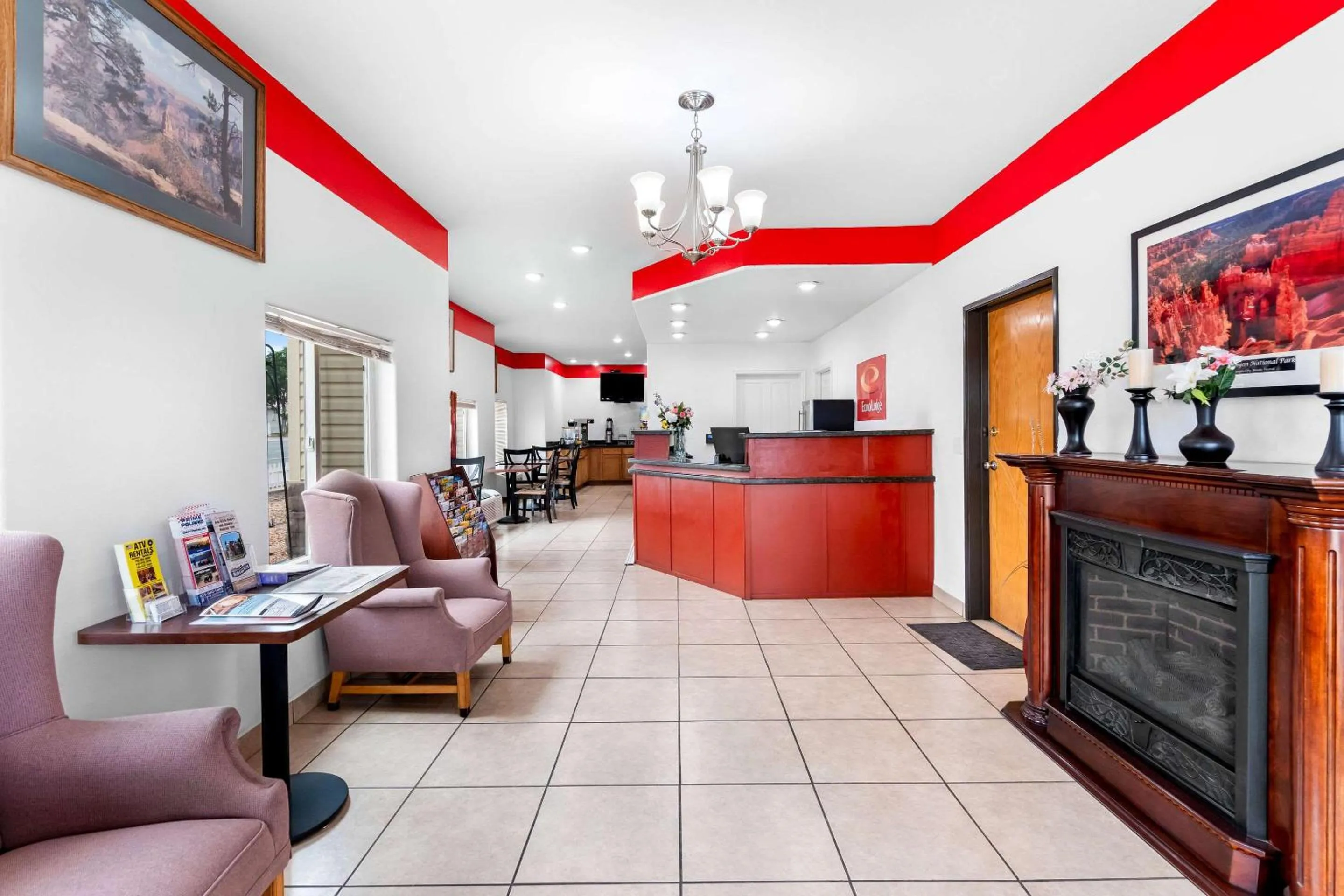 Lobby or reception in Econo Lodge Panguitch near Bryce Canyon