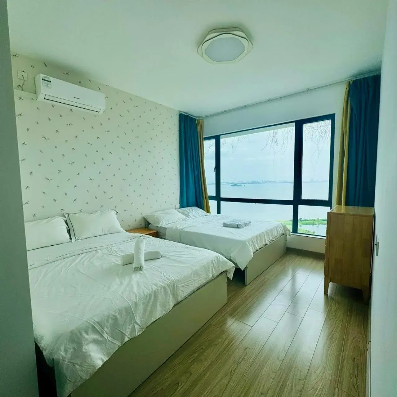 Seaview 2B2R 6pax Forest City C5-2404 Seaview 2B2R 6pax Forest City C5-2404