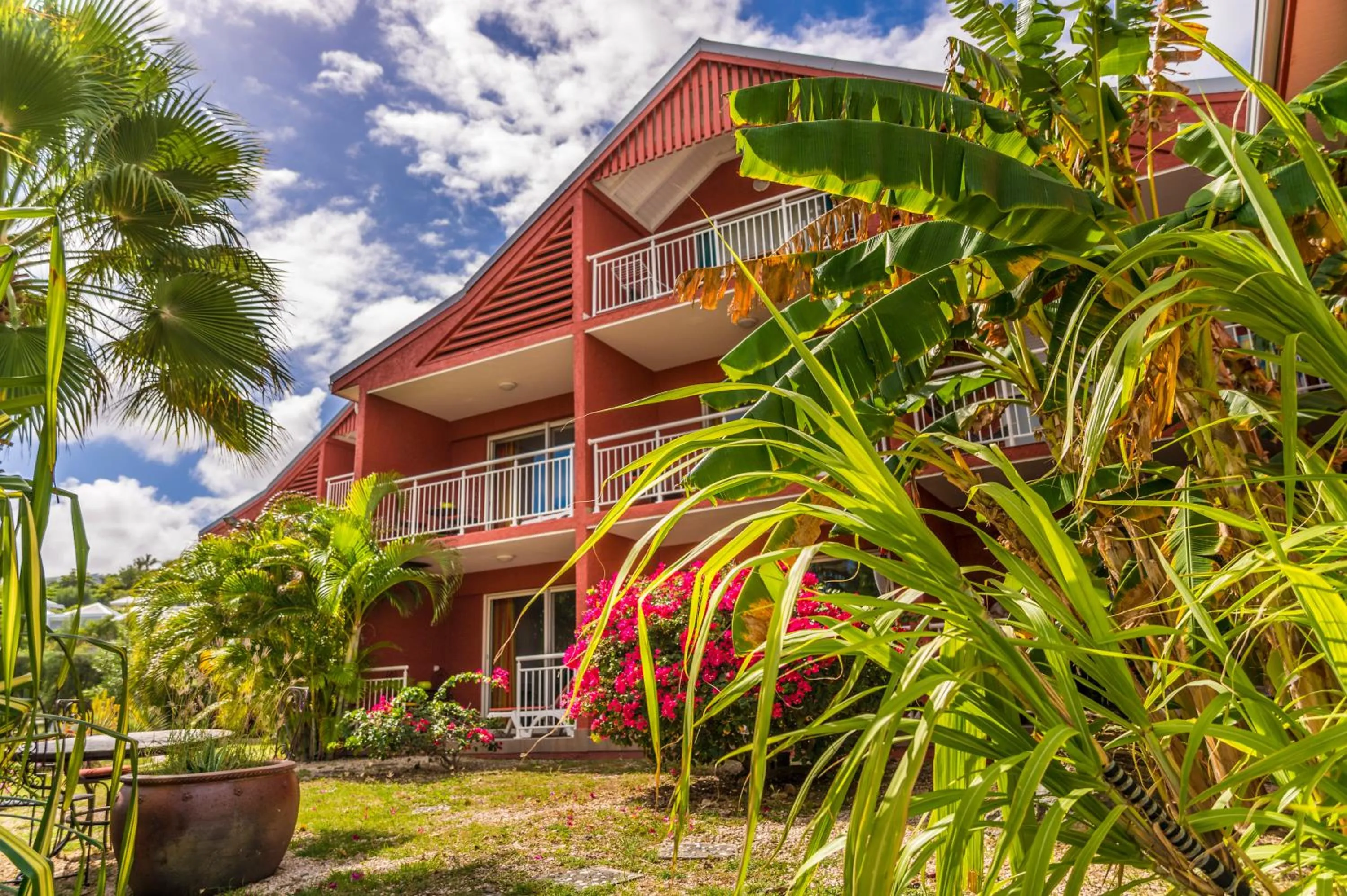 Property building in Orient Bay Palm Court Residence 4 Stars