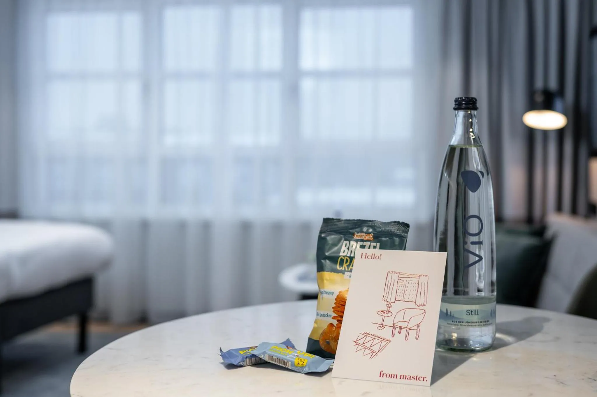 Dining area, Bed in master Altona