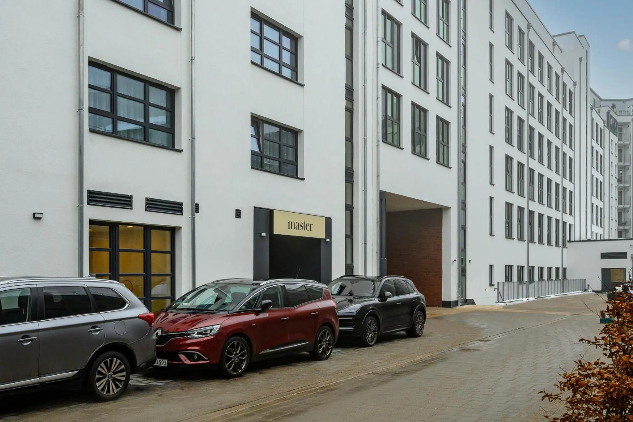 Property building in master Altona