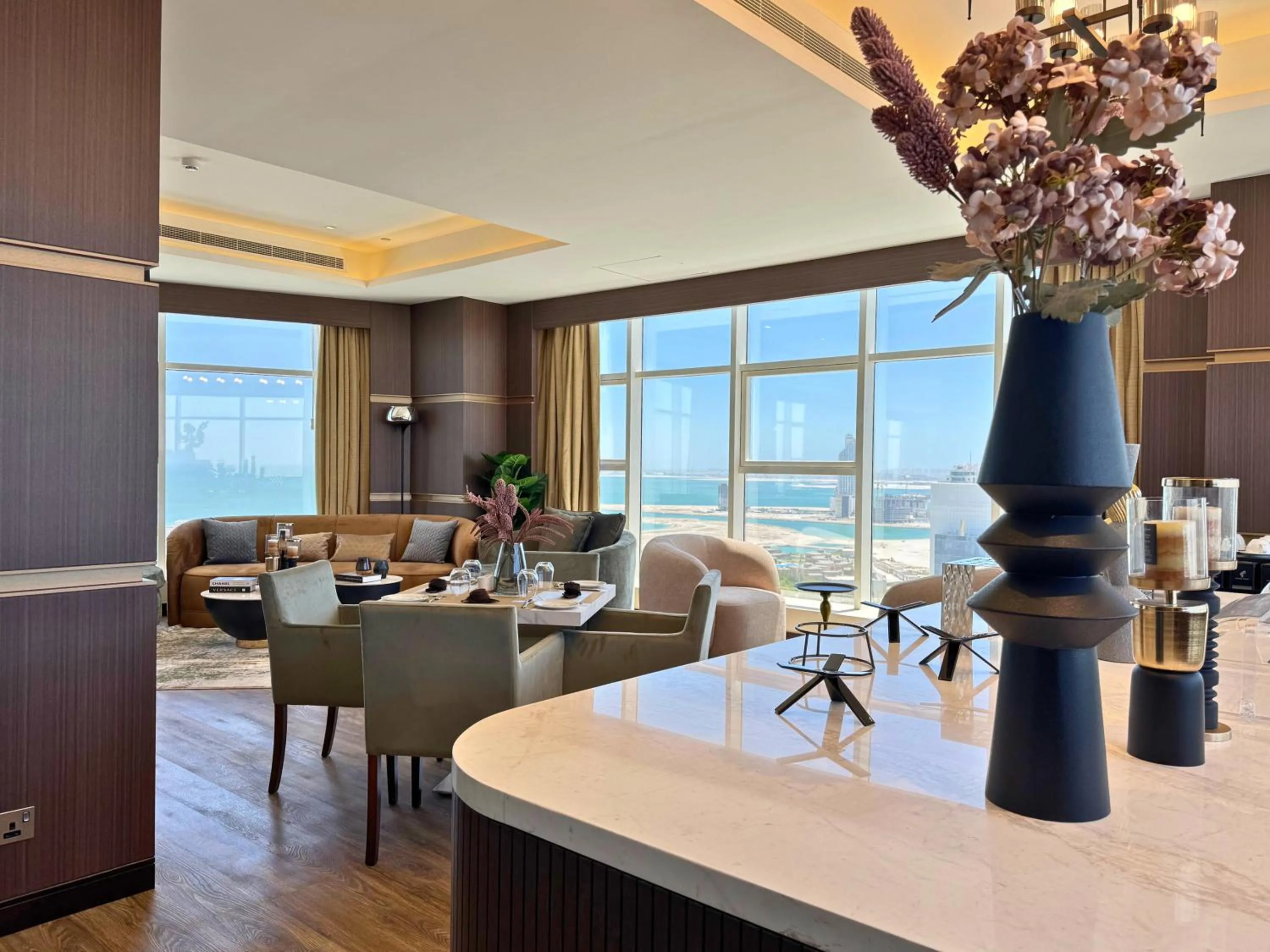 Seating area in Swiss-Belhotel Seef Bahrain