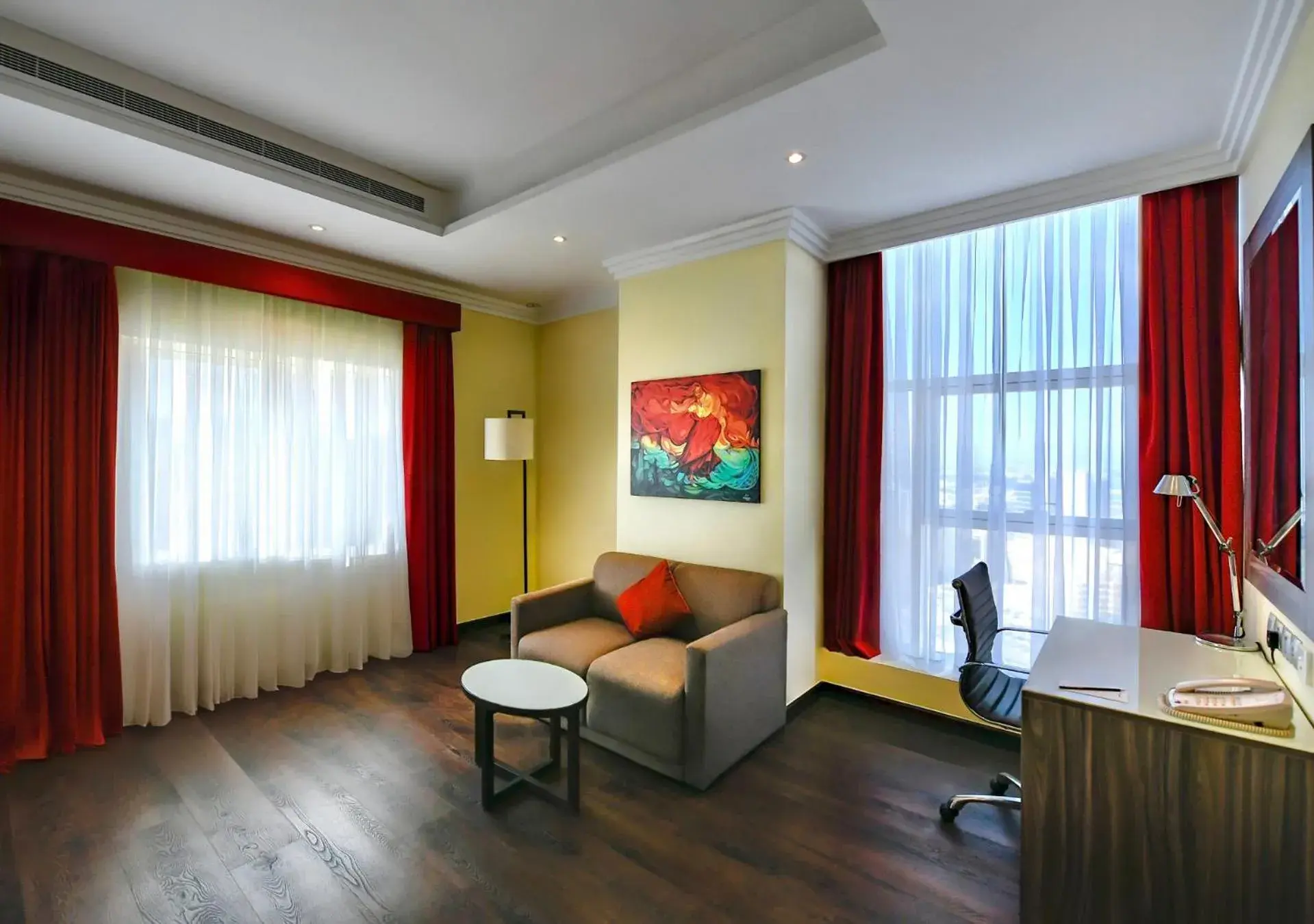 Premium Room with Vista 27 Lounge Access - single occupancy in Swiss-Belhotel Seef Bahrain Premium Room with Vista 27 Lounge Access - single occupancy in Swiss-Belhotel Seef Bahrain