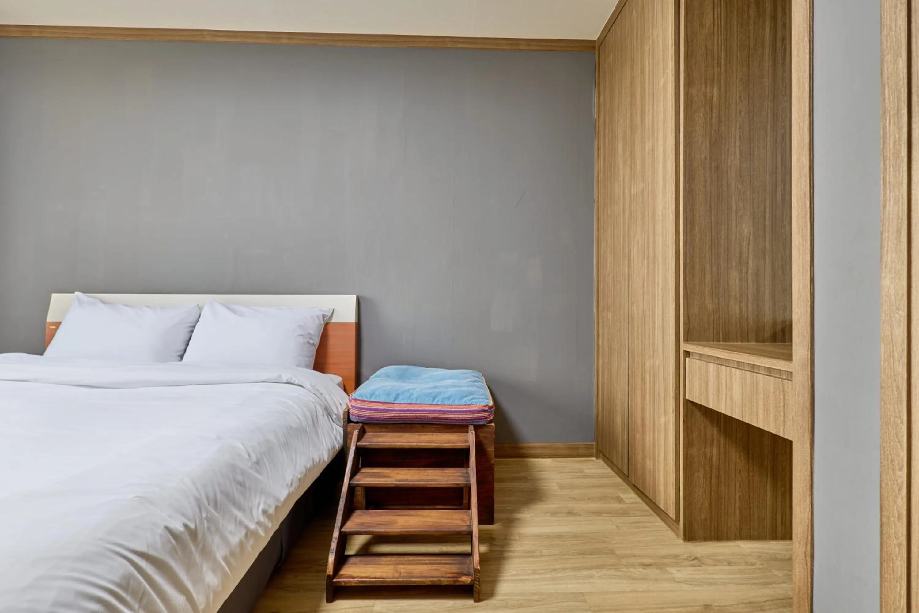 Photo of the whole room, Bed in Gyeongju Mauna Ocean Resort