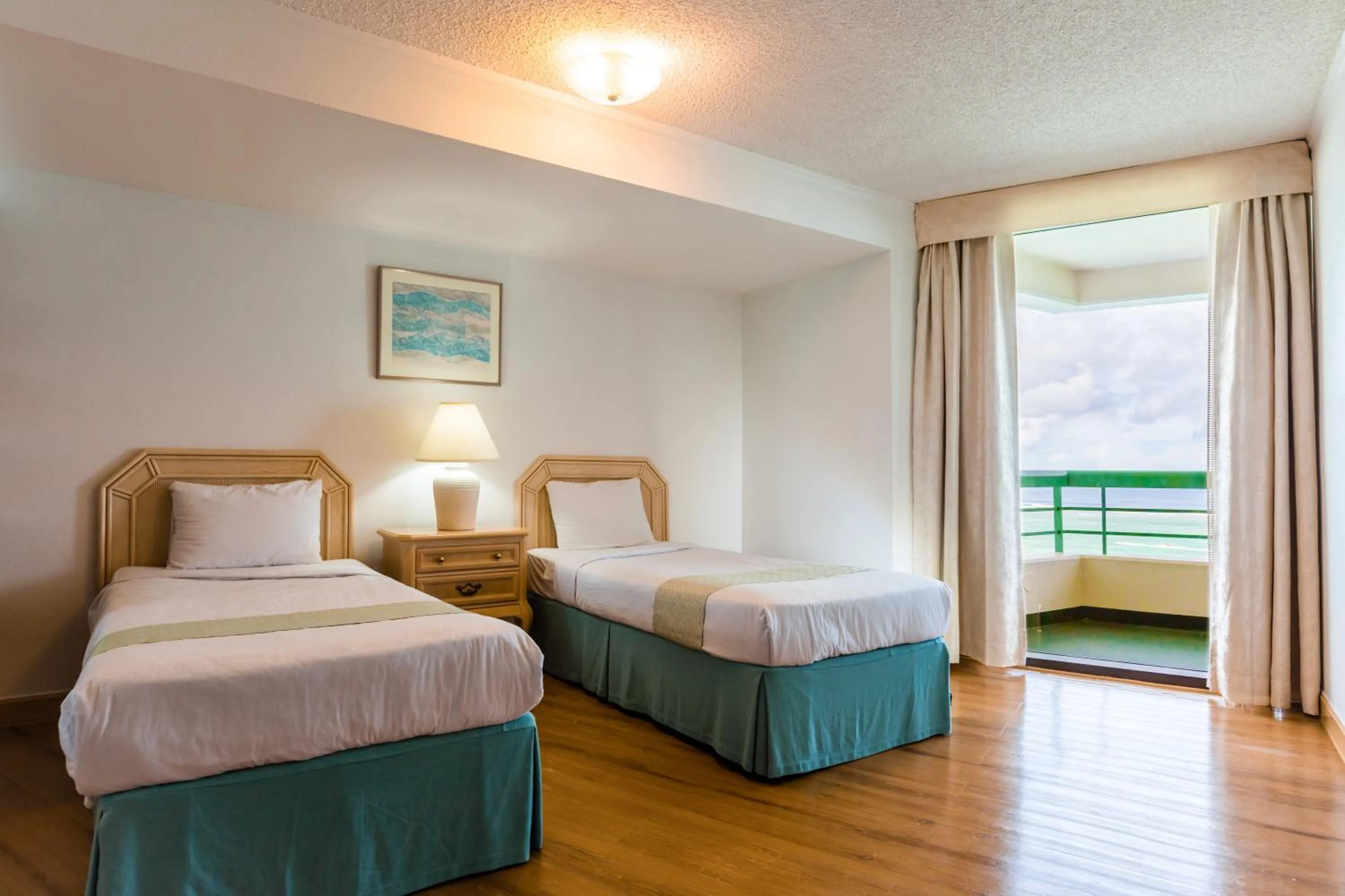 Bed in Alupang Beach Tower