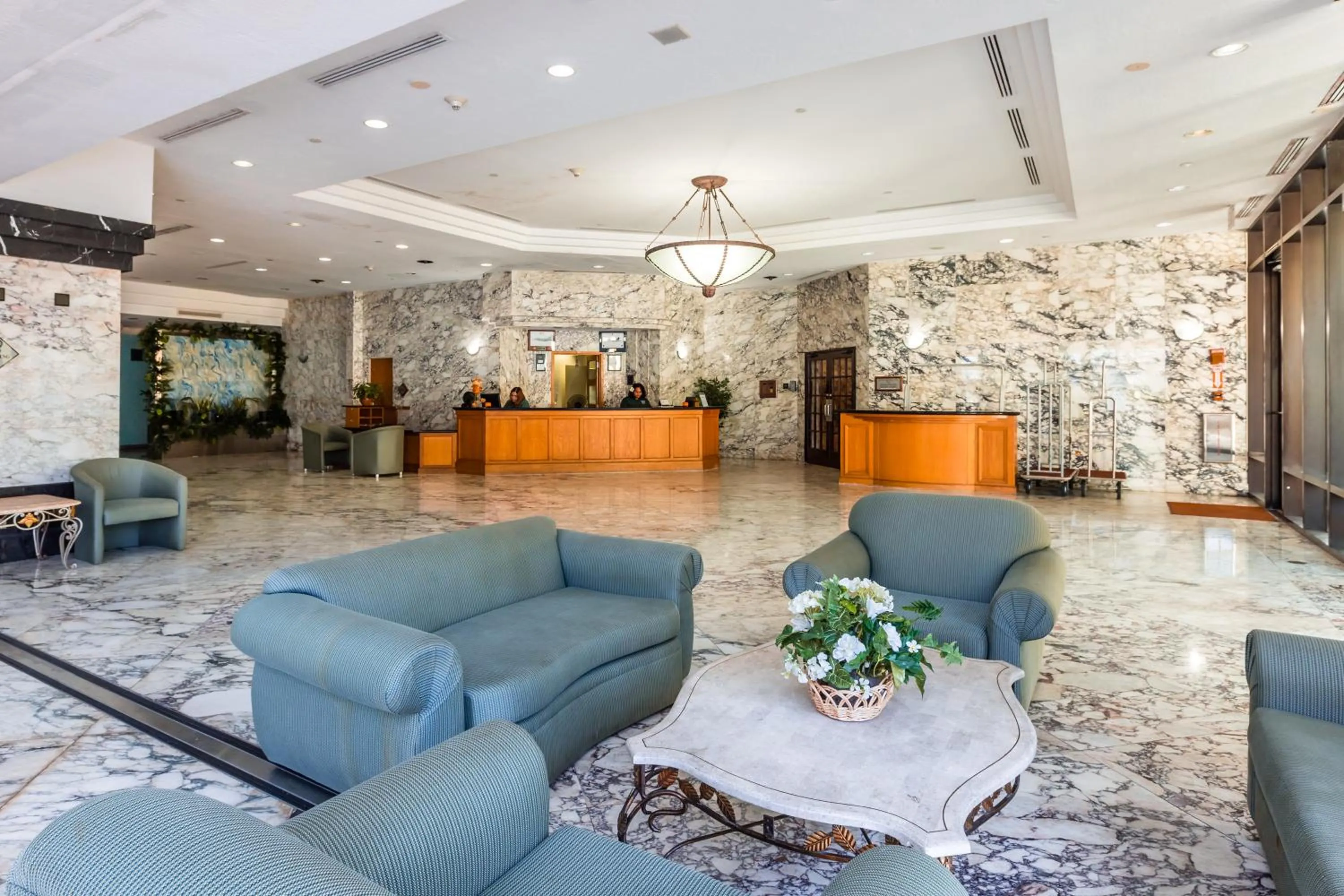 Lobby or reception in Alupang Beach Tower