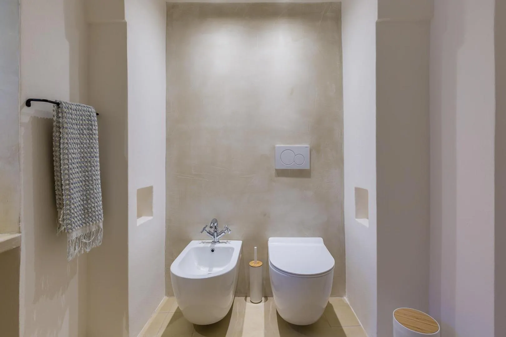 Bathroom in Dammusi Aloe