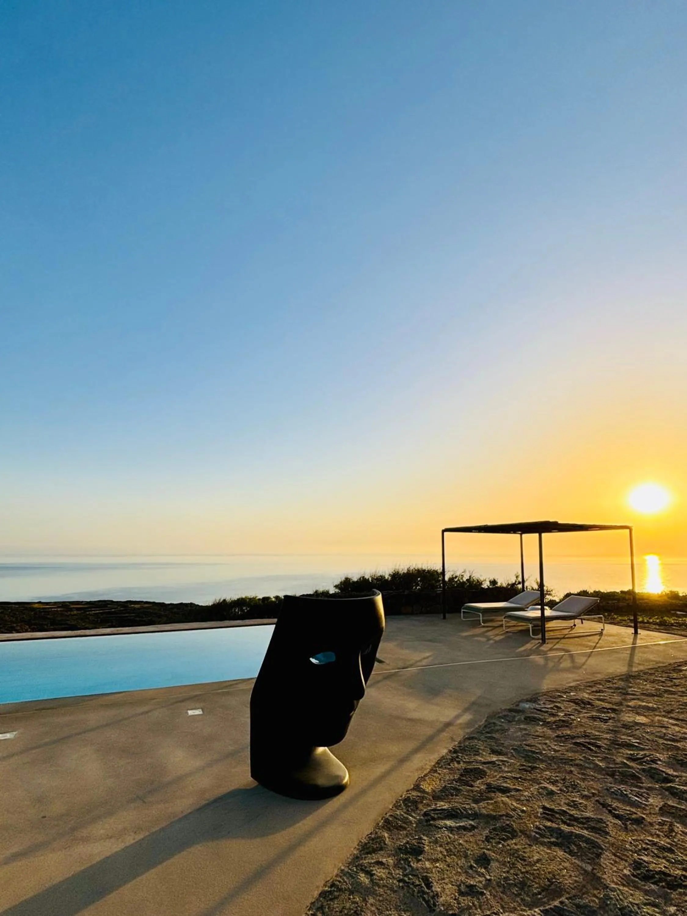 Sea view in Dammusi Aloe
