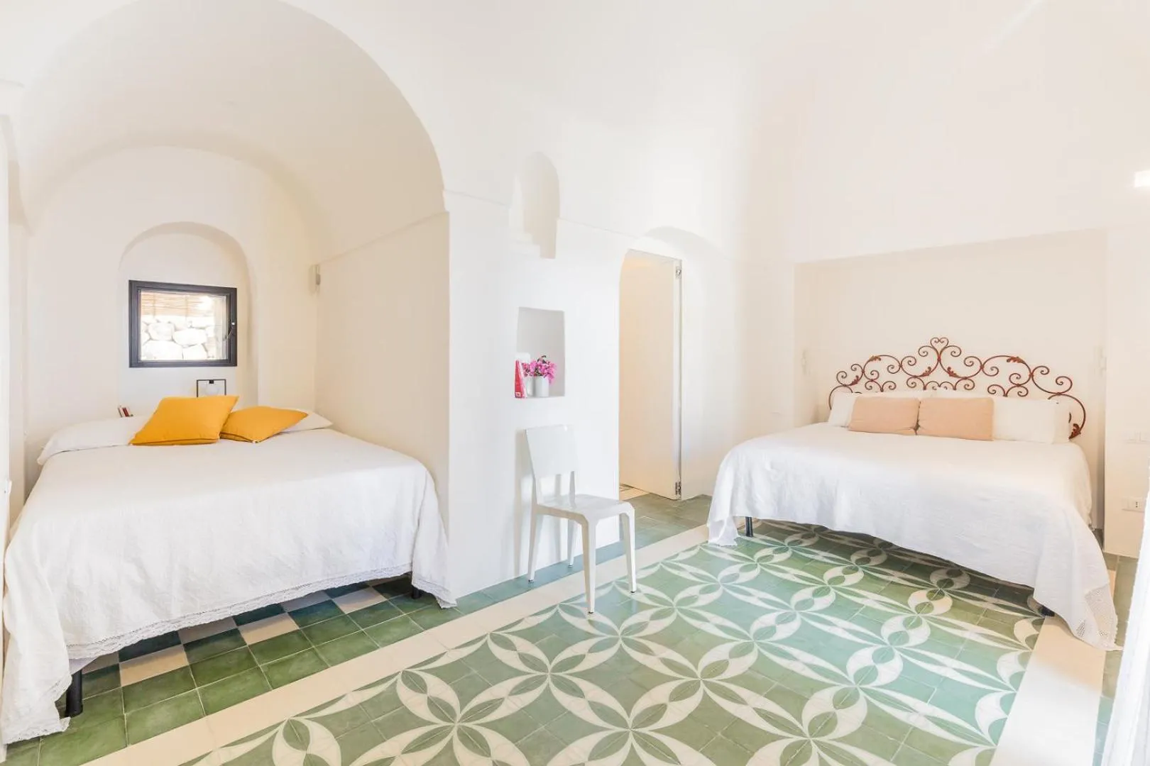 Bedroom, Bed in Dammusi Aloe